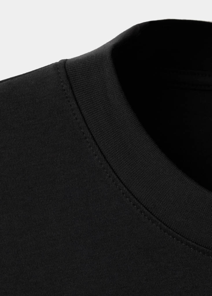 Medium weight regular fit T-shirt — Black
