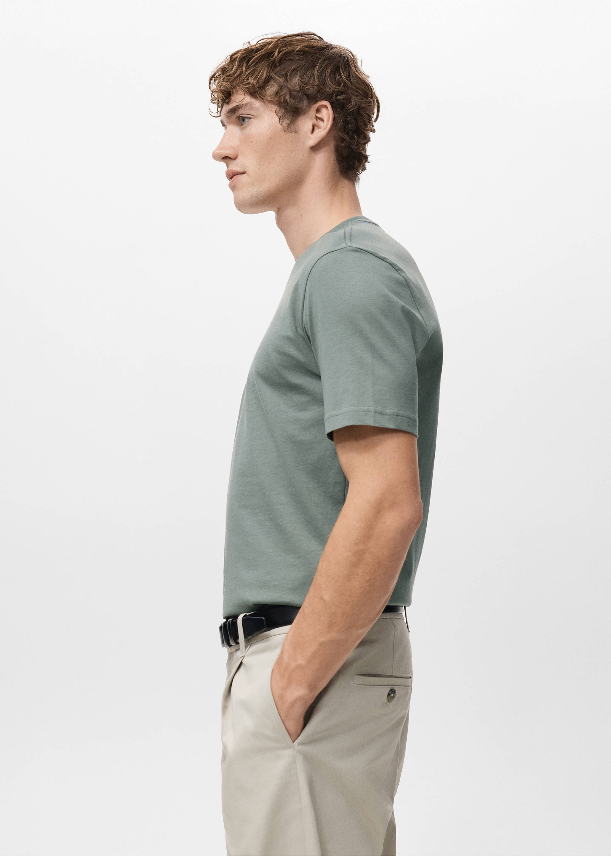 100% cotton slim-fit t-shirt - Details of the article 2, Forest Green. Ref: 27041263-00.