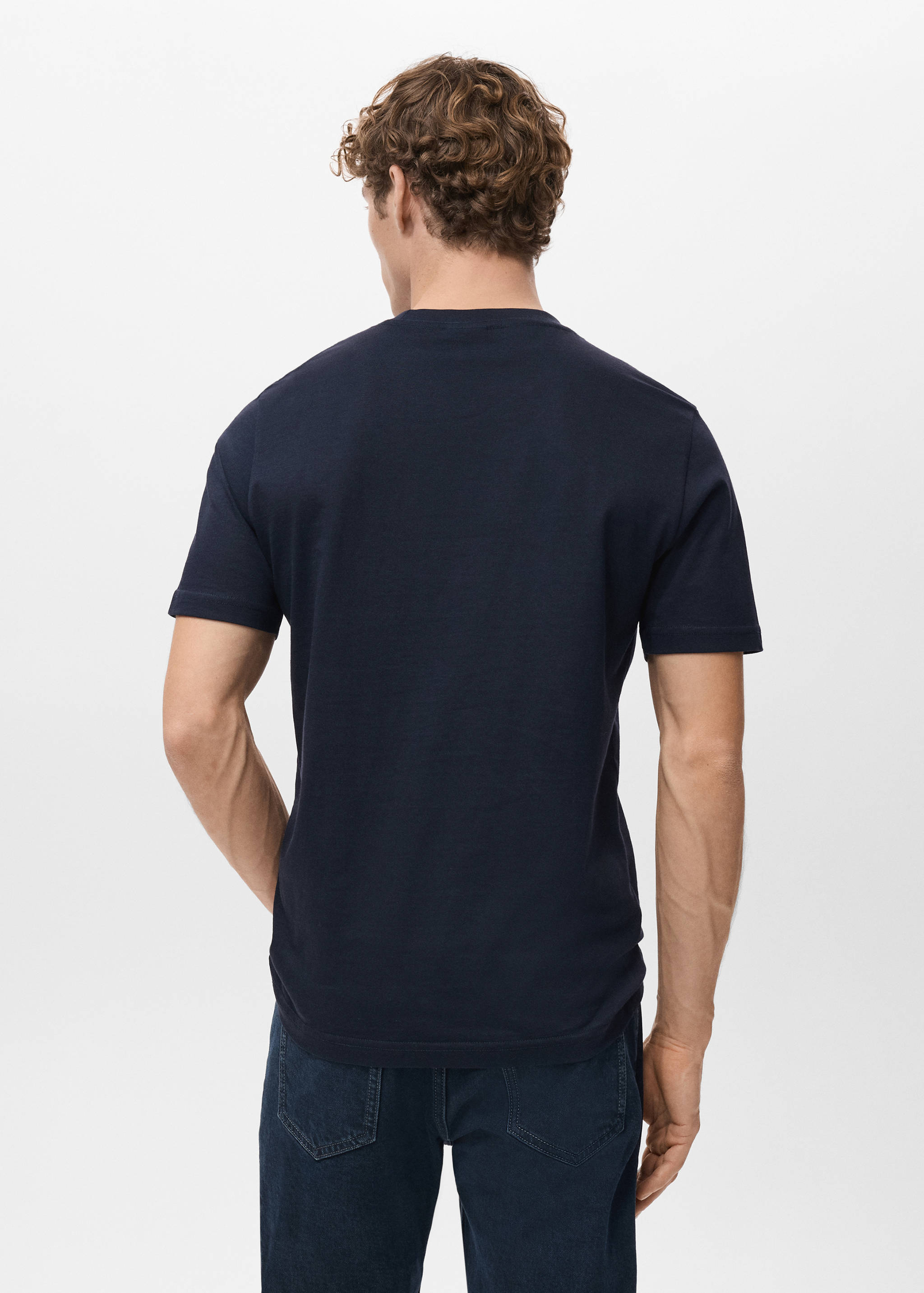 100% cotton slim-fit t-shirt - Reverse of the article