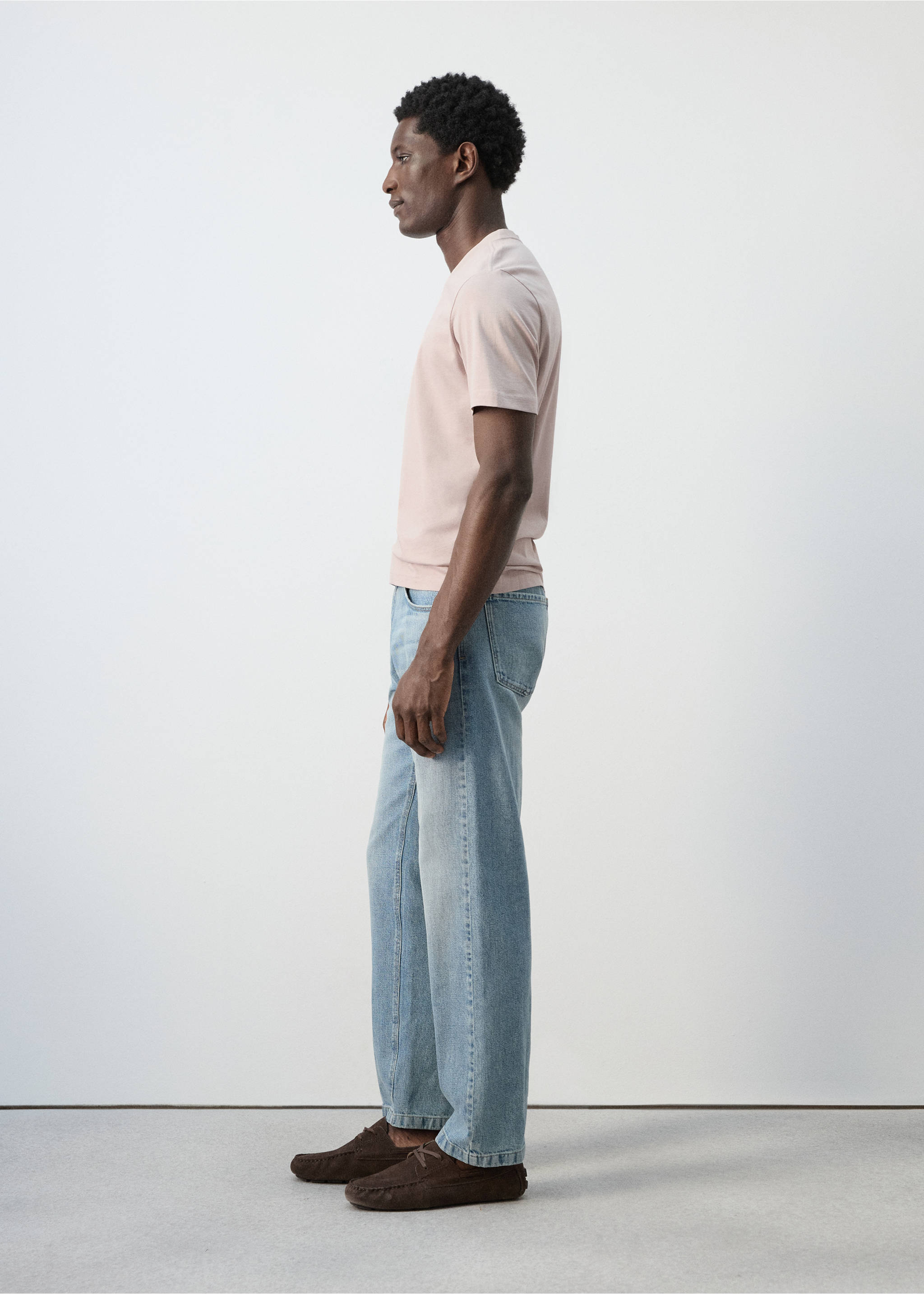 100% cotton slim-fit t-shirt - Details of the article 2, Pastel Pink. Ref: 27041263-00.