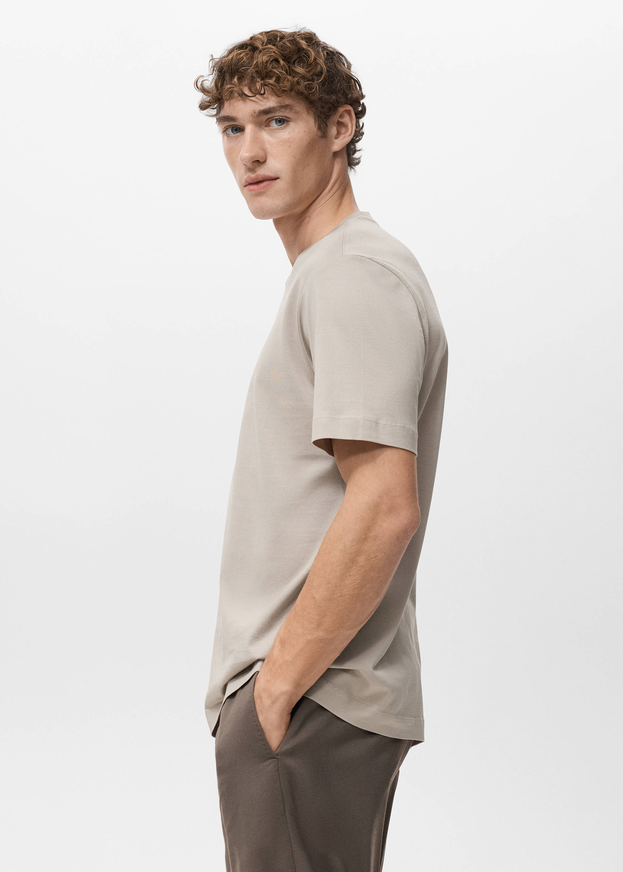 Футболка 100% хлопок regular fit - Деталь изделия 2