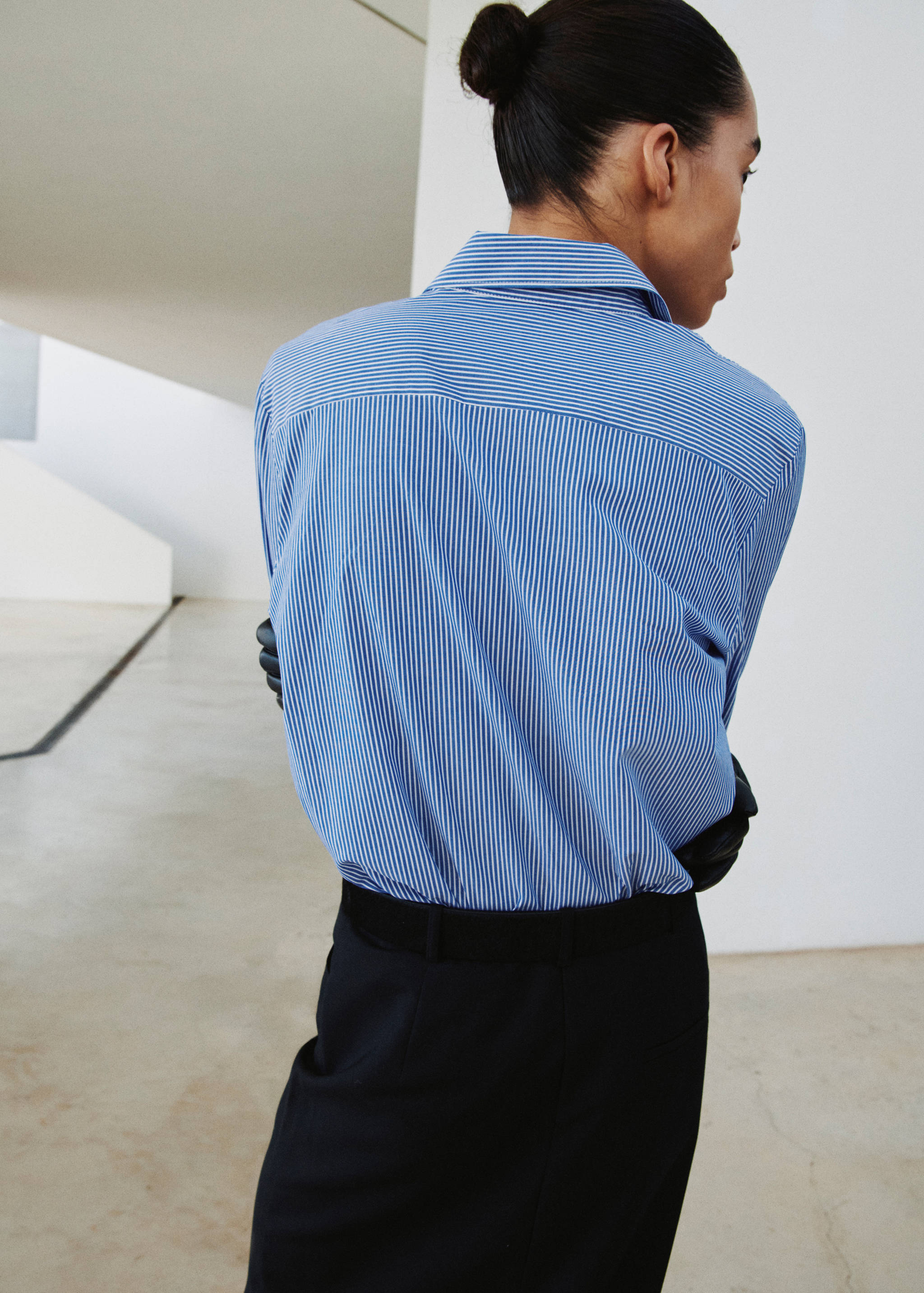 Cotton and lyocell blend straight shirt - Reverse of the article