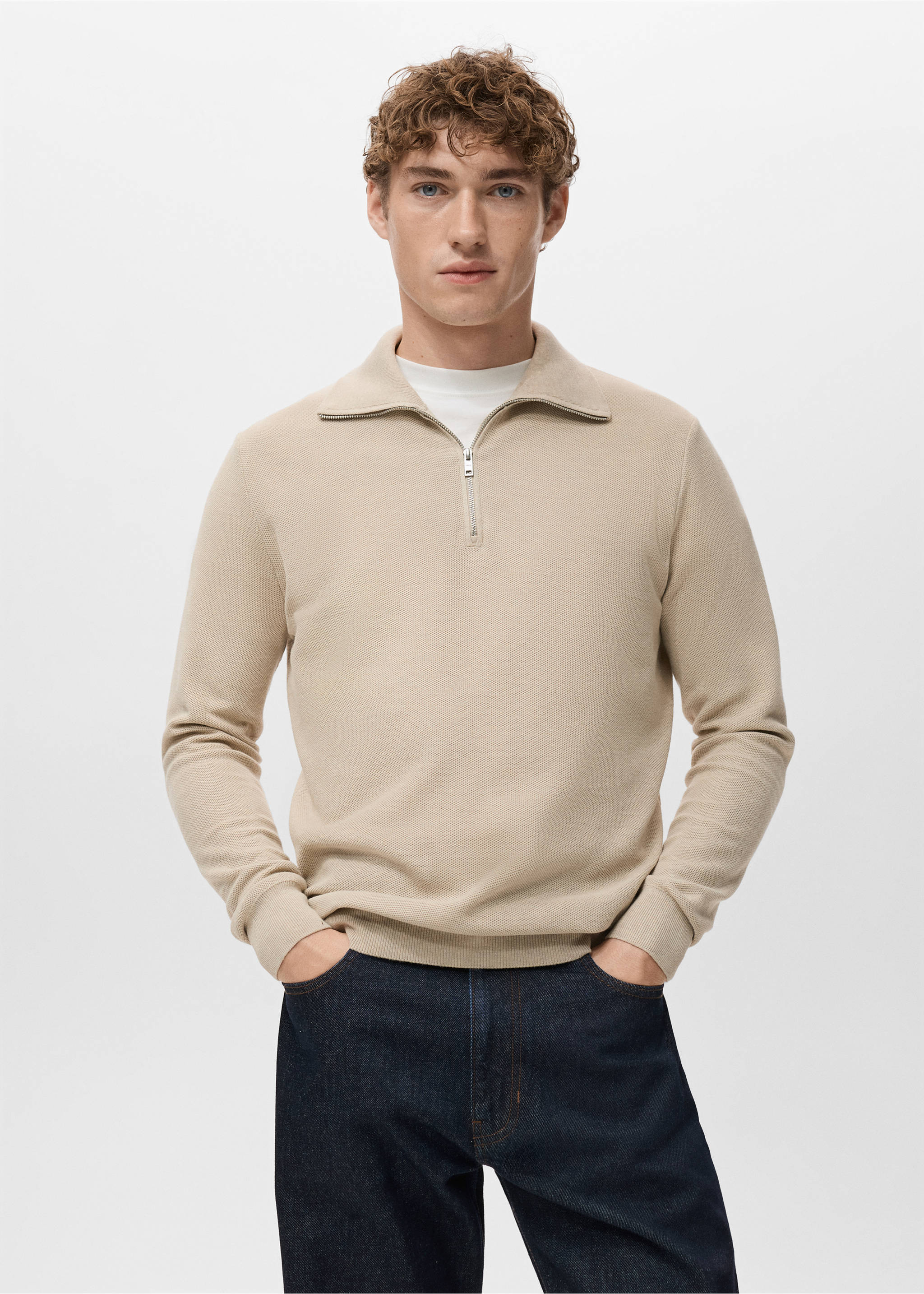 Jersey microestructura cuello cremallera - Plano medio, Beige. Ref: 27041282-00.