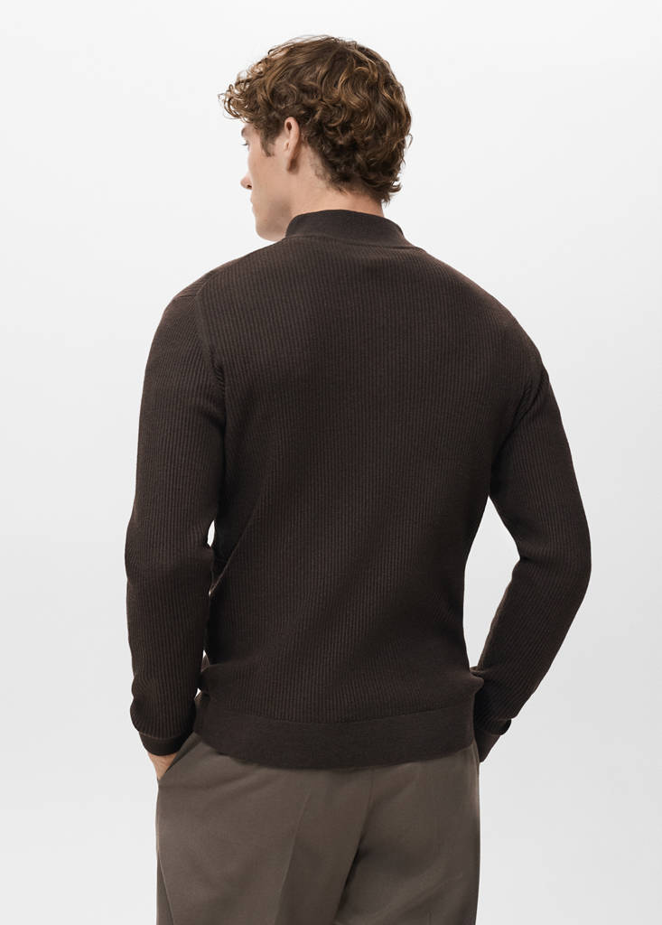 Ribbed sweater with zip neck — Chocolate