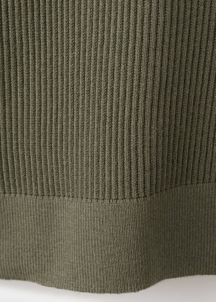 Ribbed sweater with zip neck — Olive Green