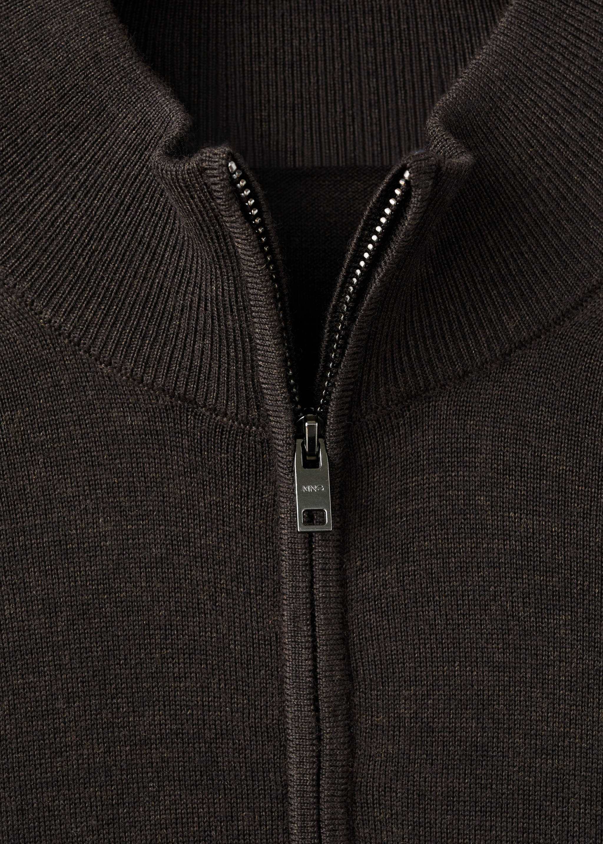 100% merino wool zip-neck sweater - Details of the article 8