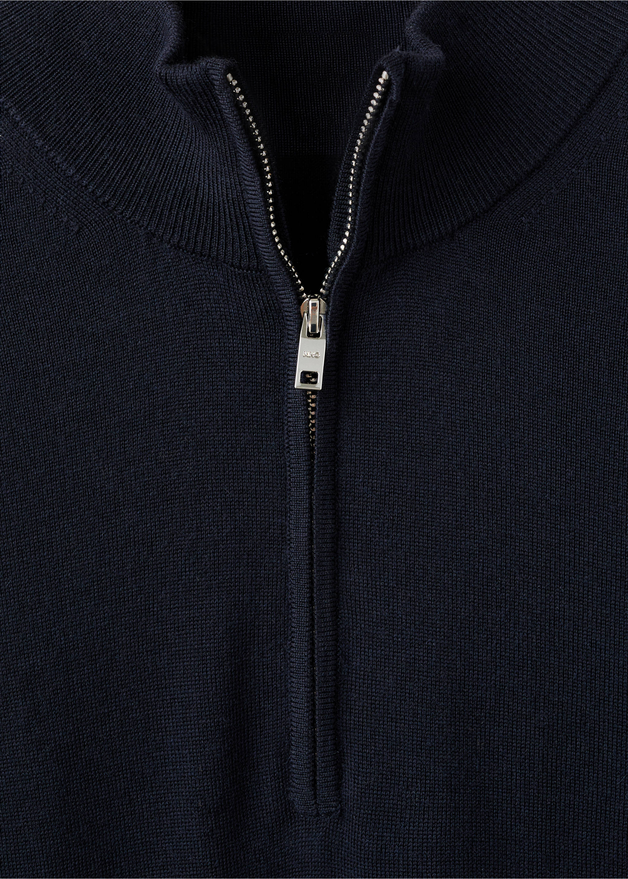 100% merino wool zip-neck sweater - Details of the article 8, Navy. Ref: 27041285-00.