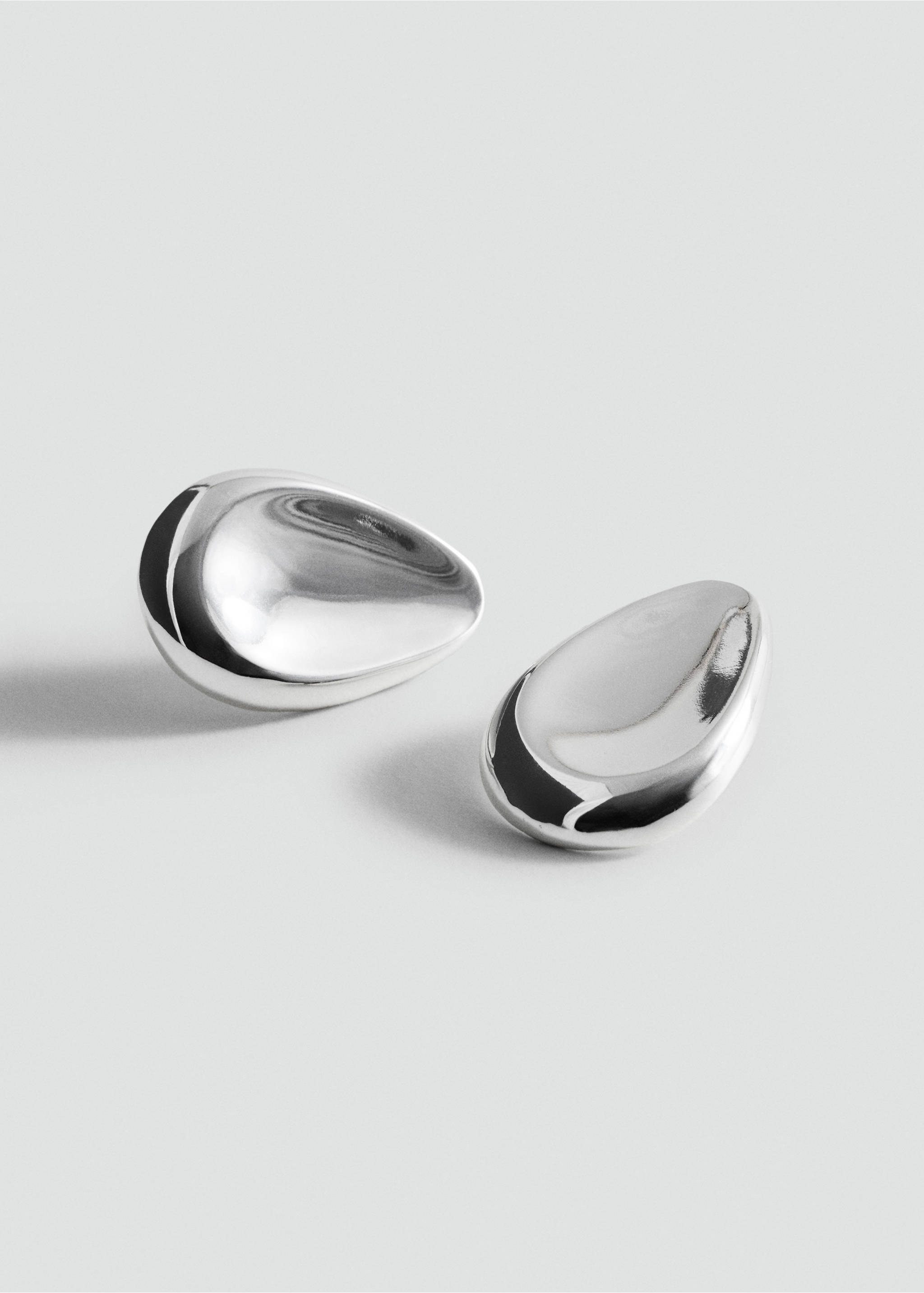 Pendientes gota - Plano medio, Plata. Ref: 27041287-00.