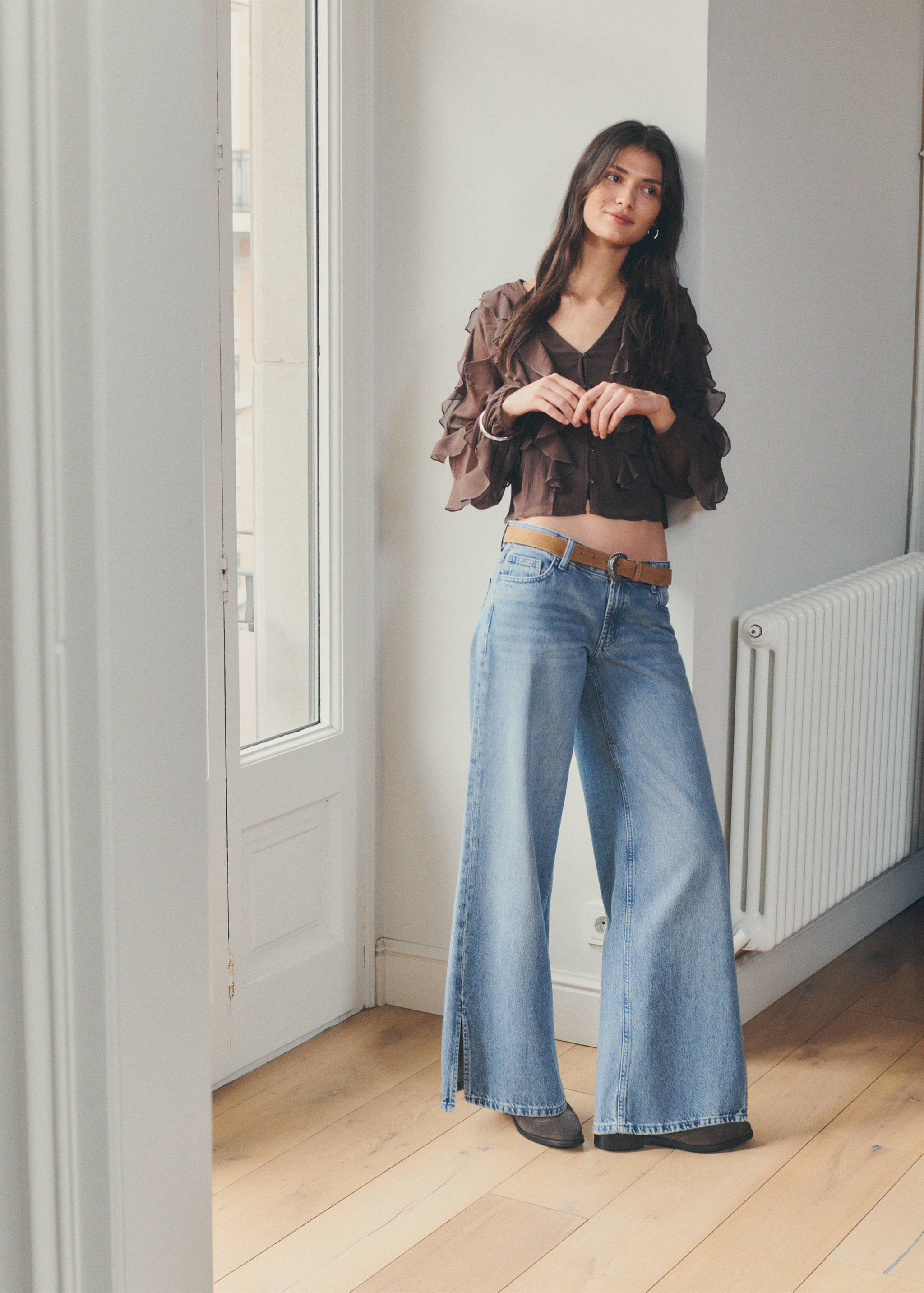 Fluid ruffled blouse - Details of the article 5