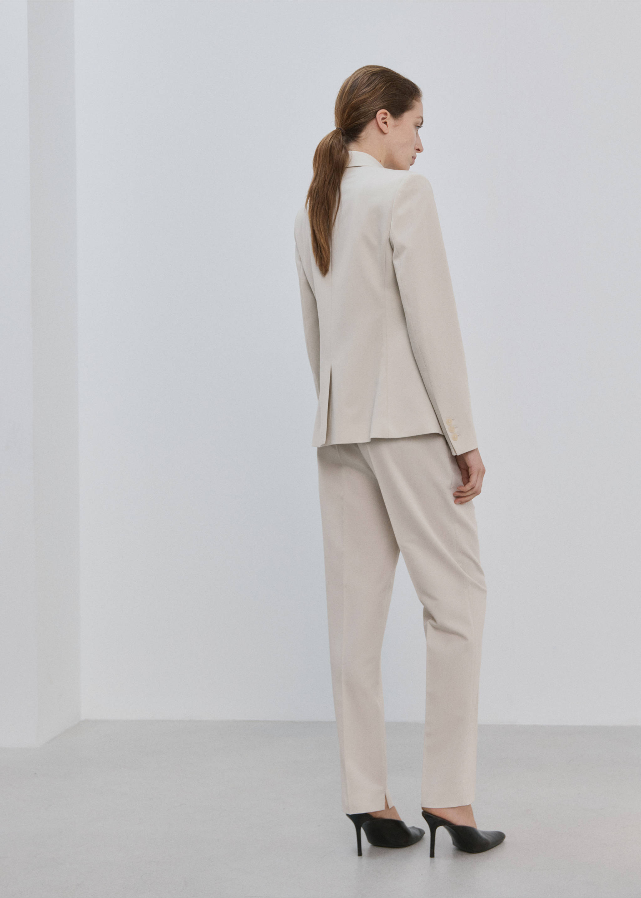 Fitted suit blazer - Reverse of the article, Light/Pastel Grey. Ref: 27041294-00.