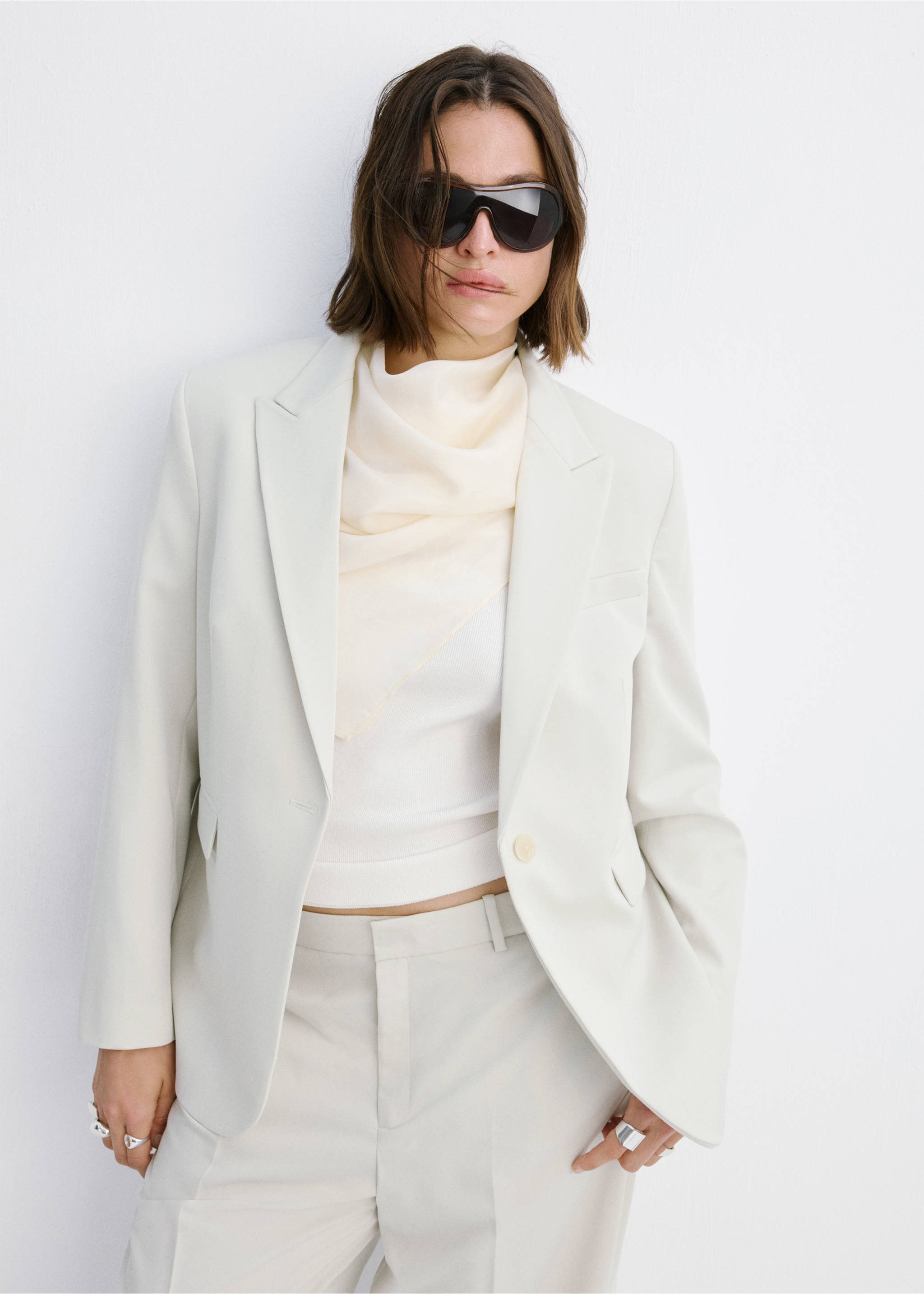 Fitted suit blazer - Details of the article 5, Light/Pastel Grey. Ref: 27041294-00.