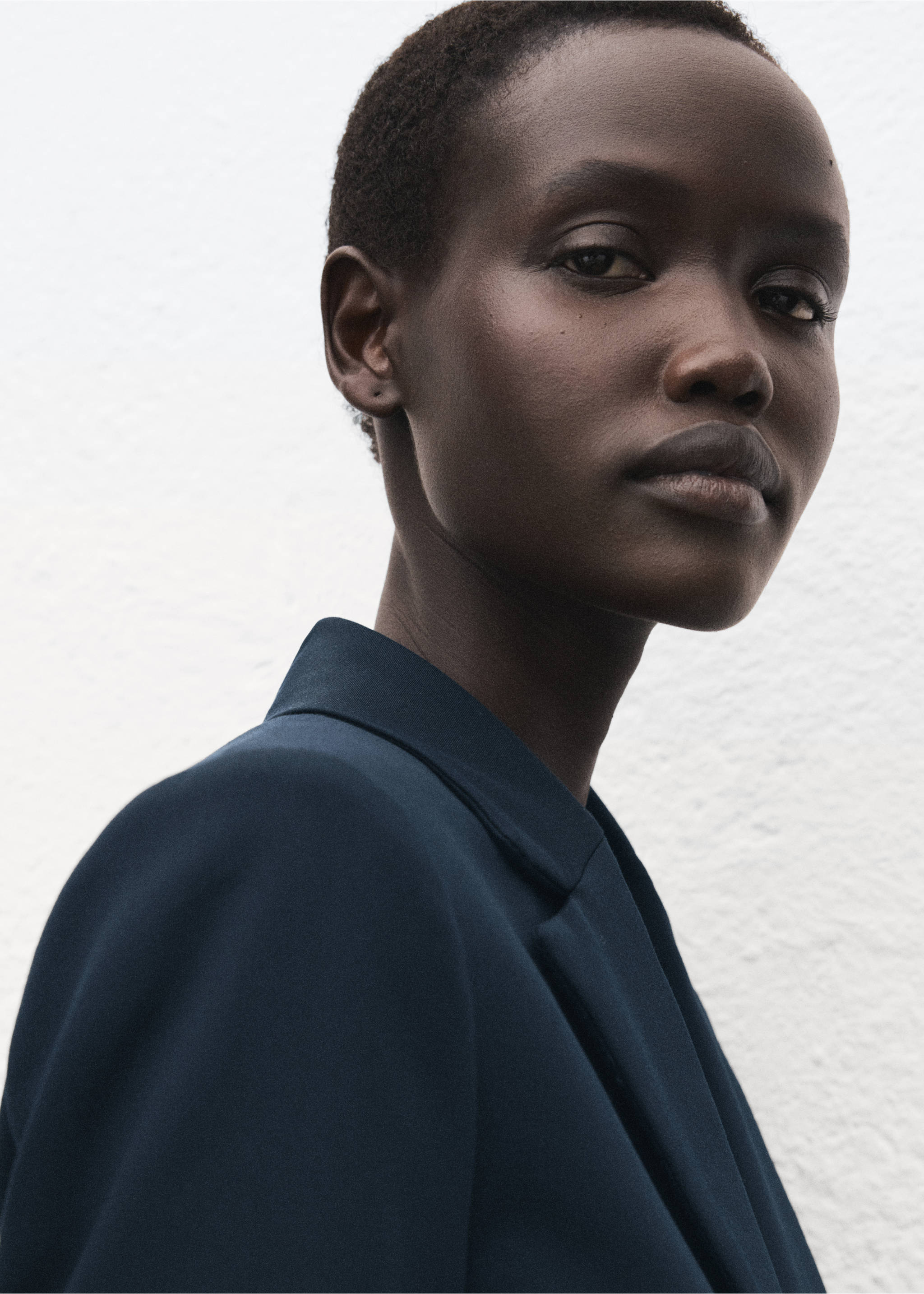 Blazer costume cintré - Détail de l'article 1, Bleu marine foncé. Ref: 27041294-00.