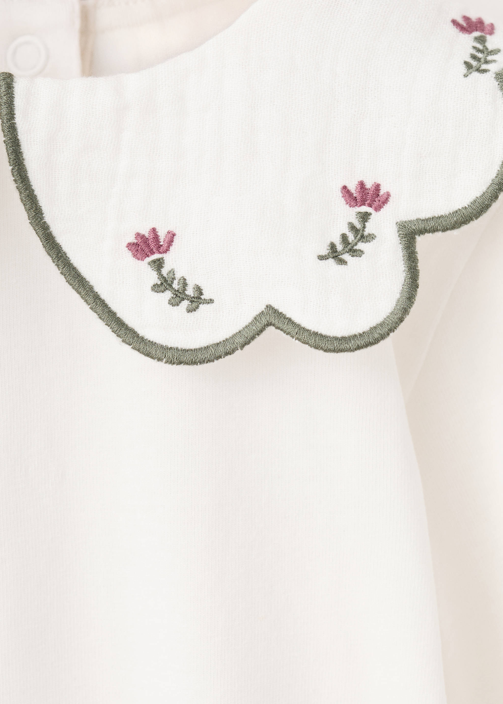 Embroidered babydoll-neck body - Details of the article 8