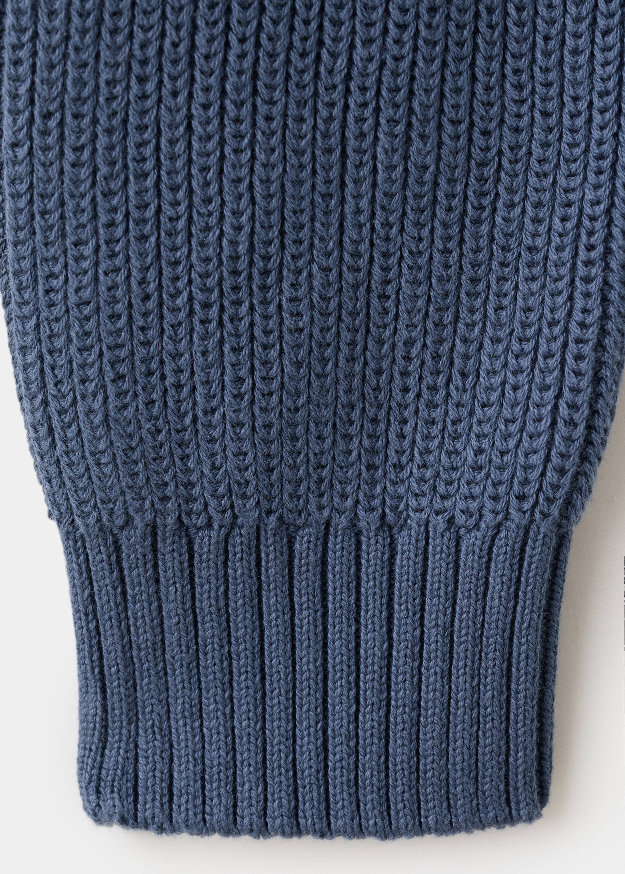 Buttons detail knit sweater - Details of the article 0