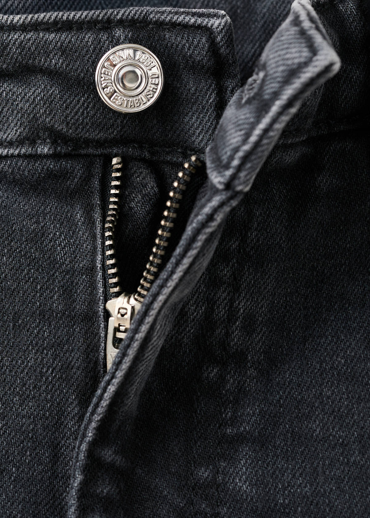 Claudia slim-fit cropped jeans — Black denim