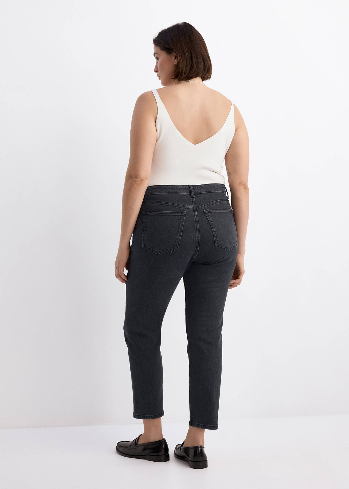 Claudia slim-fit cropped jeans — Black denim