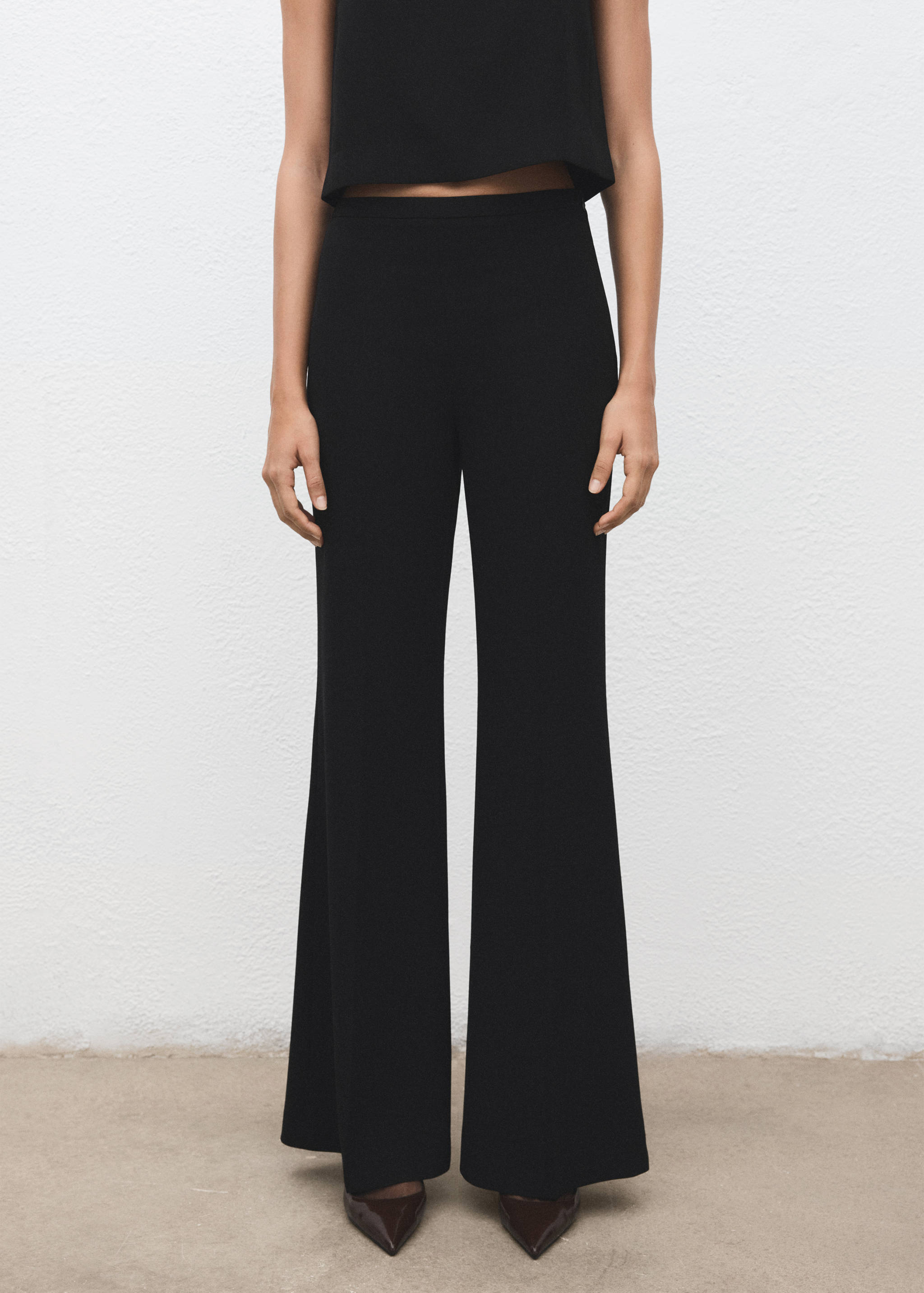 Pantalon de costume taille haute - Plan moyen