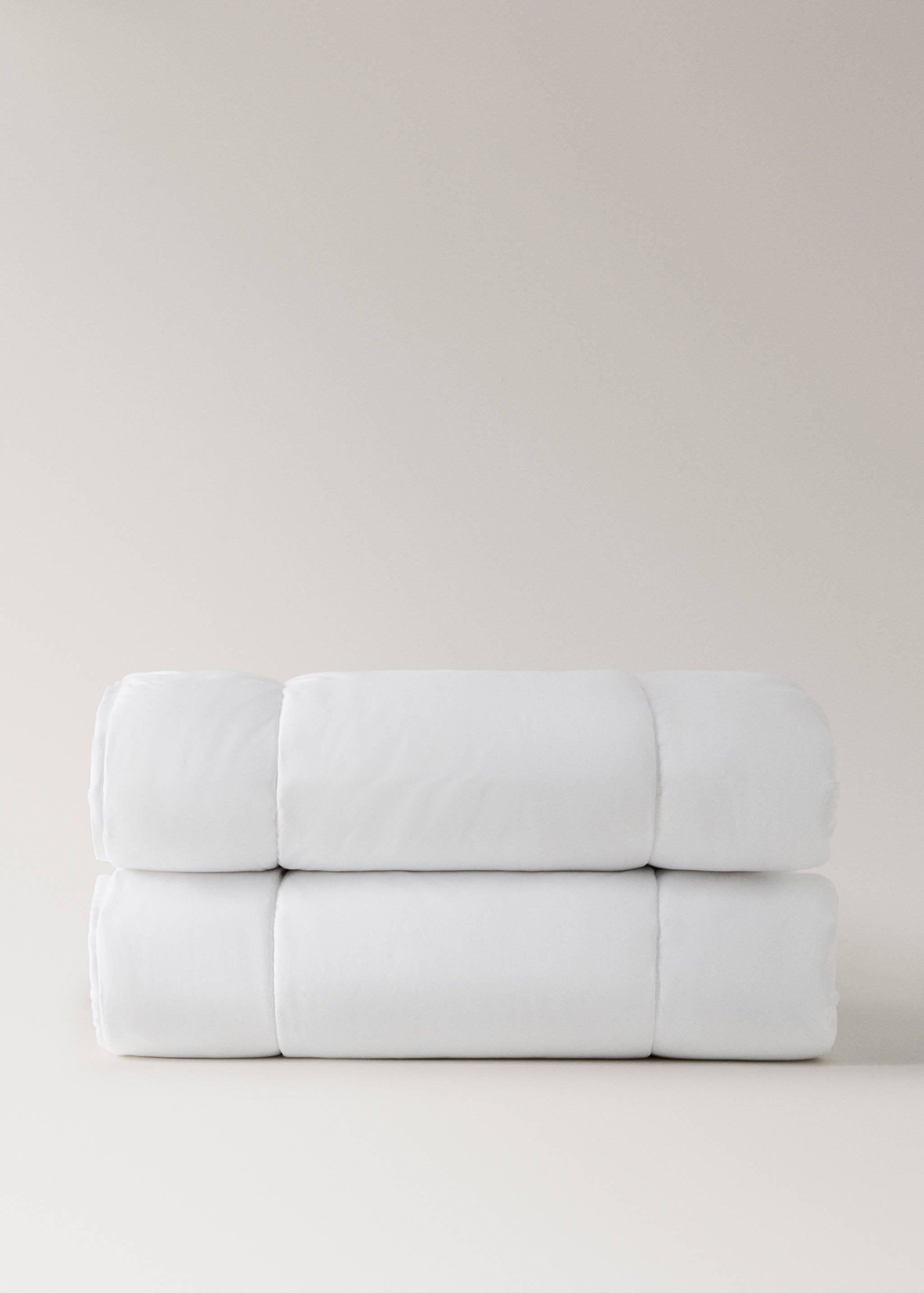 350gr/m2 microfibre duvet filling for 90cm bed - Article without model