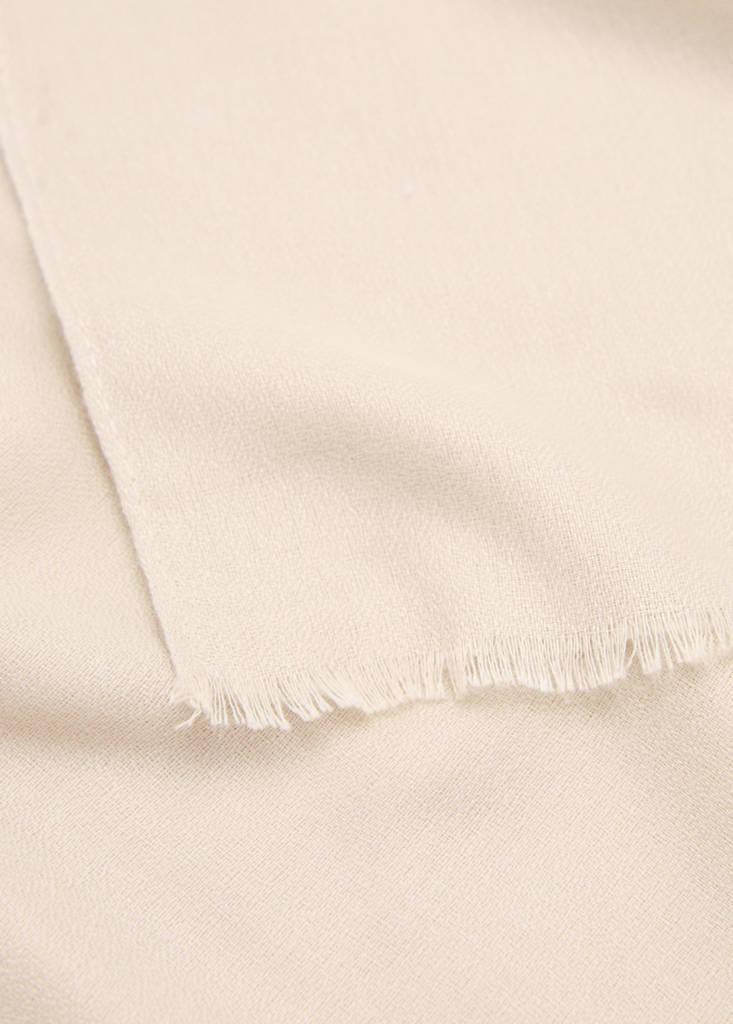 Frayed edge scarf — Beige