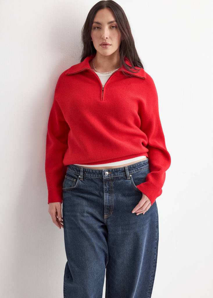 Sweater with contrasting zip collar — Red
