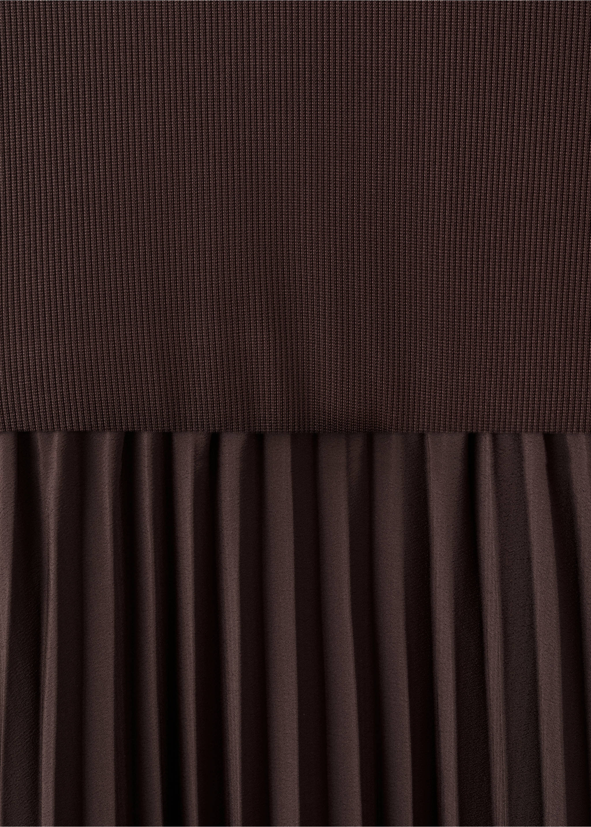 Flared midi-dress with belt - Details of the article 8, Chocolate. Ref: 27041334-00.