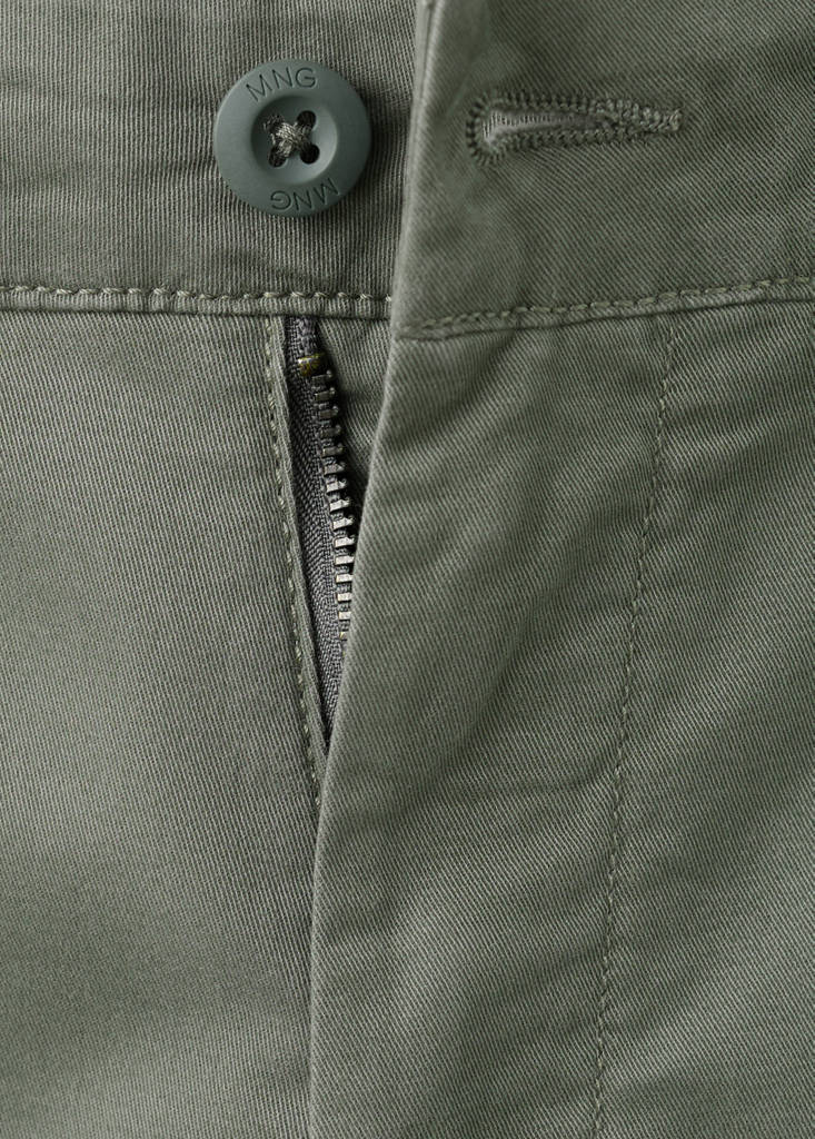 Plain chino trousers — Khaki