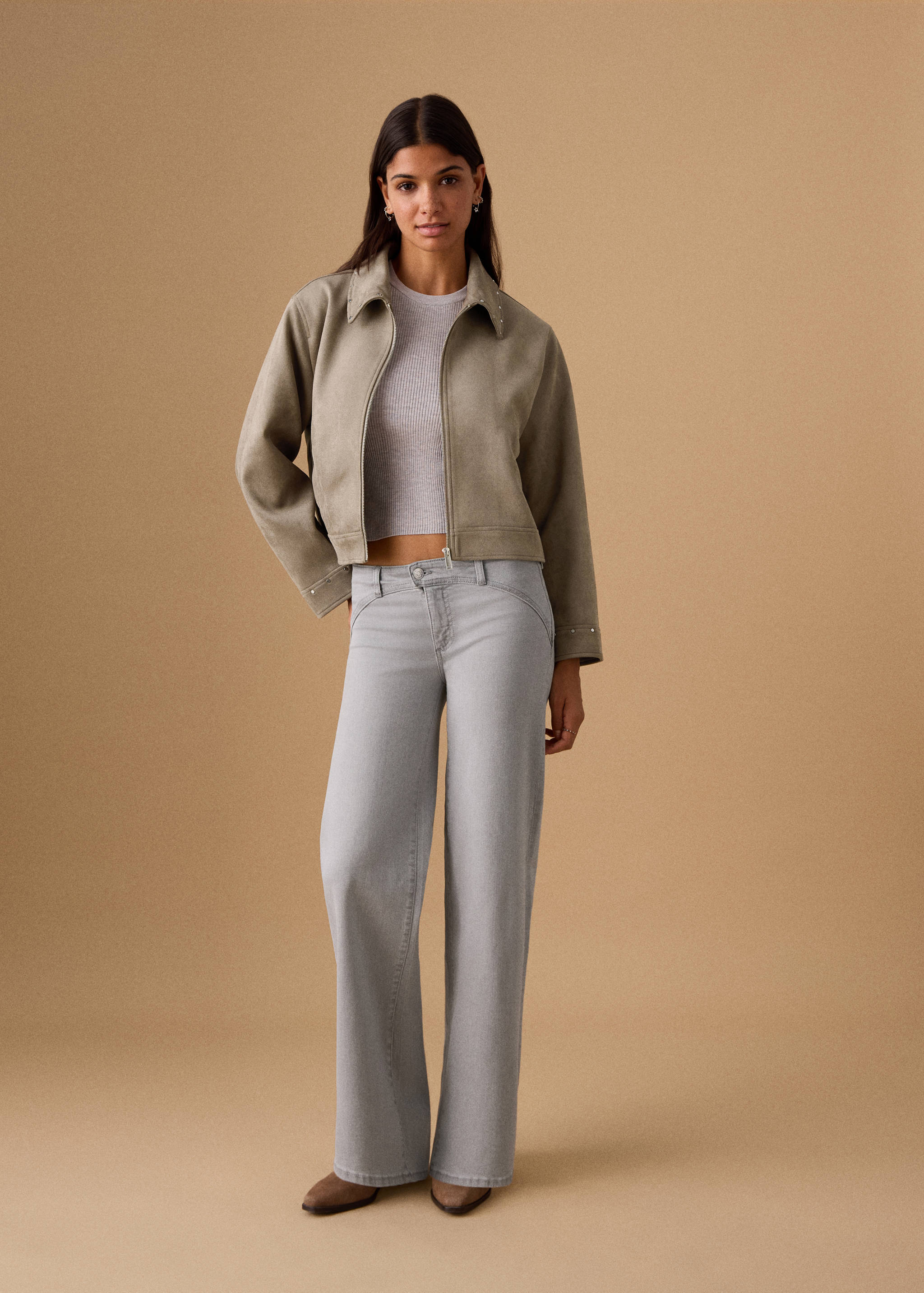 Gerade Jeans mit niedriger Bundhöhe - Allgemeine Ansicht