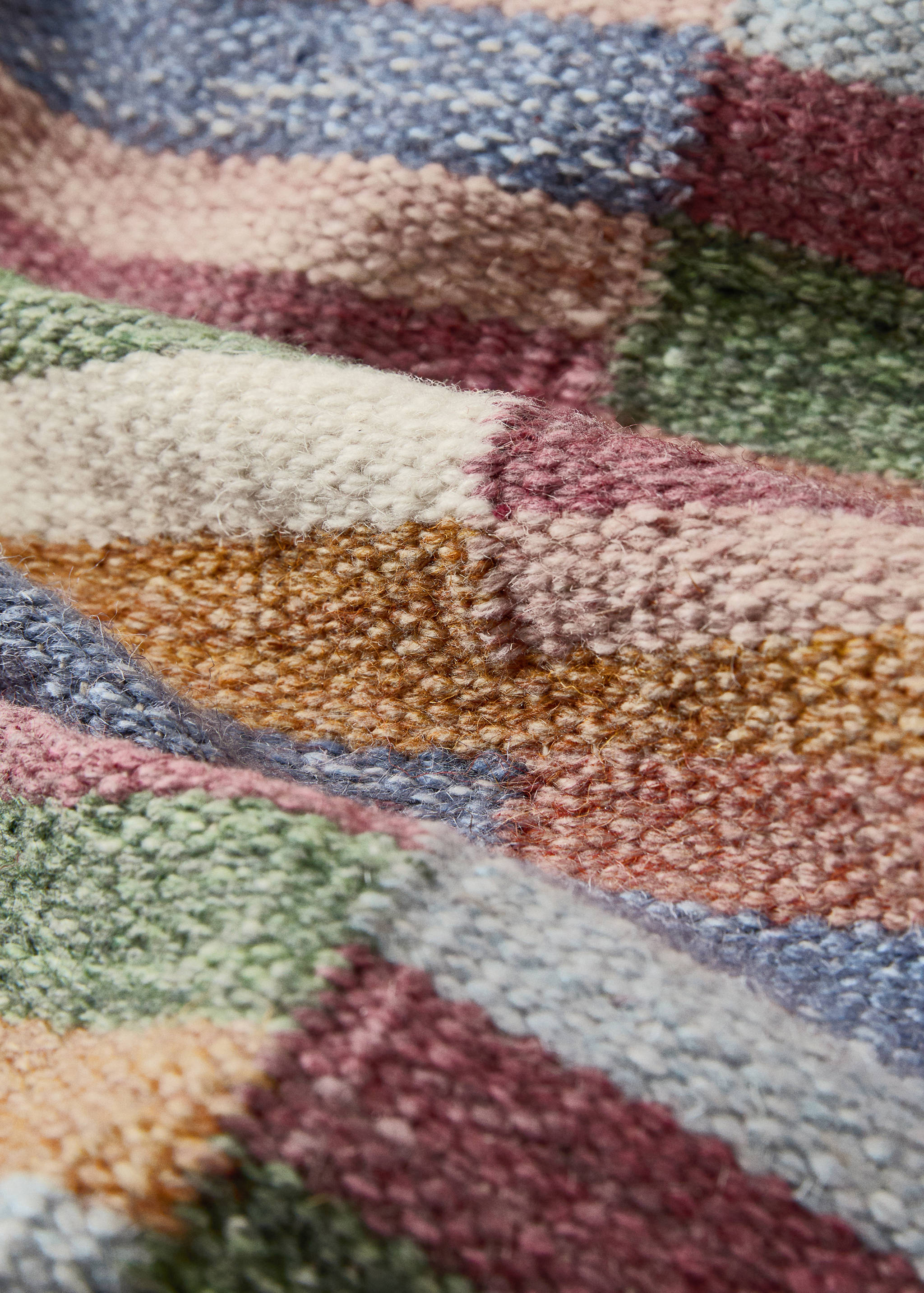 Large multicolour wool carpet - Details of the article 1