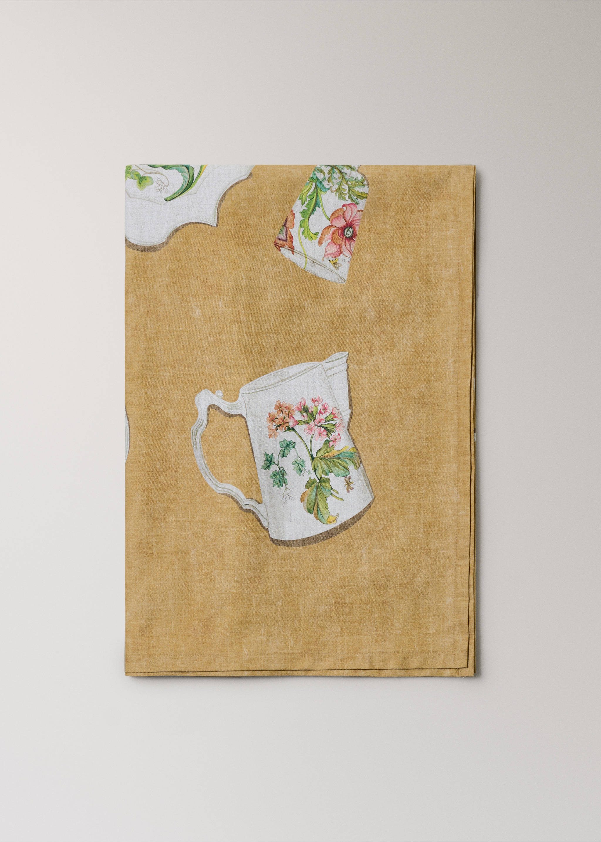 Cotton tablecloth with vintage porcelain elements for 6 to 8 diners - Article without model, Mustard. Ref: 27041517-00.