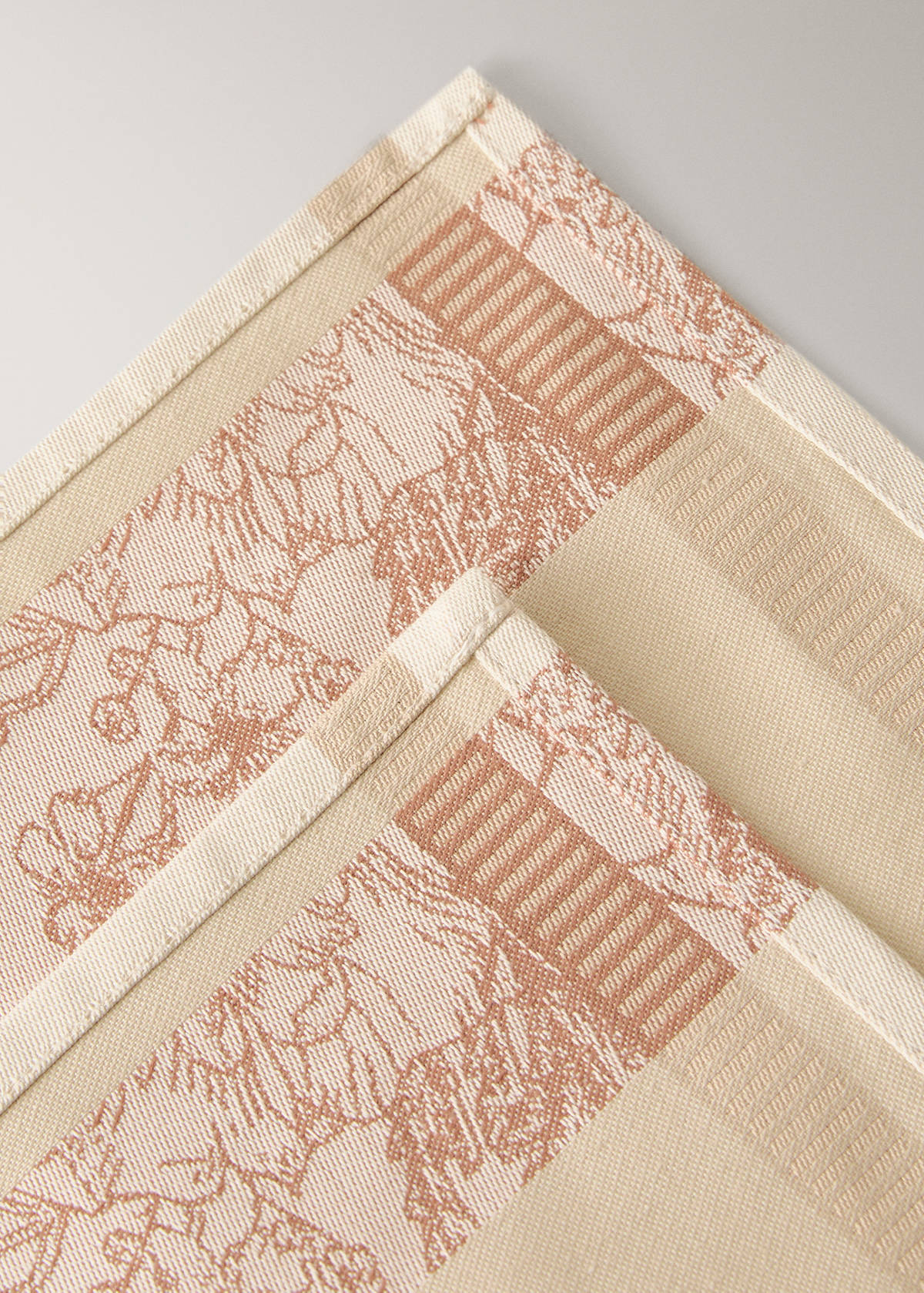 Jacquard cotton kitchen tea towels with floral design — Peach