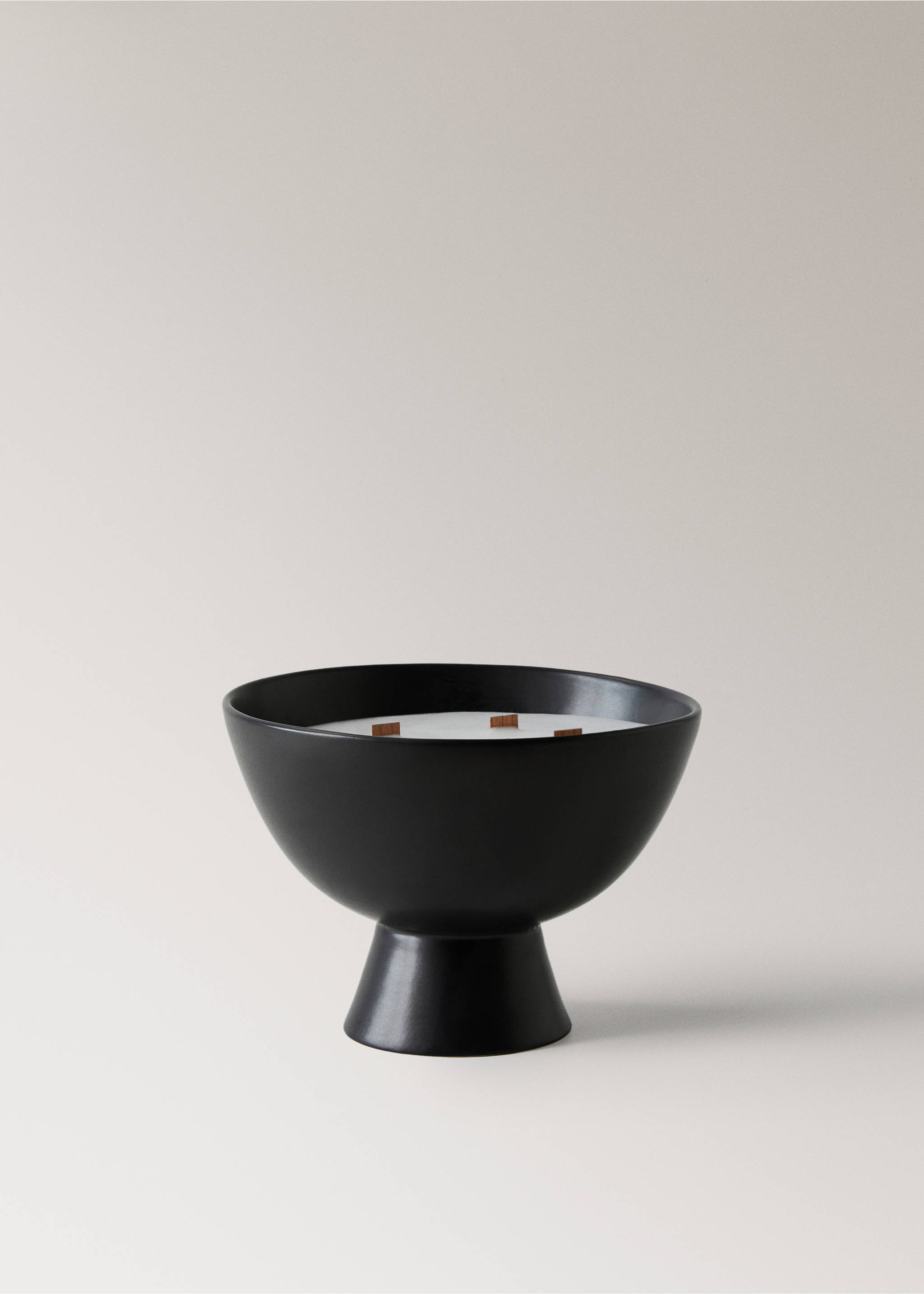 Bougie décorative à pied - Article sans modèle, Noir. Ref: 27041522-00.