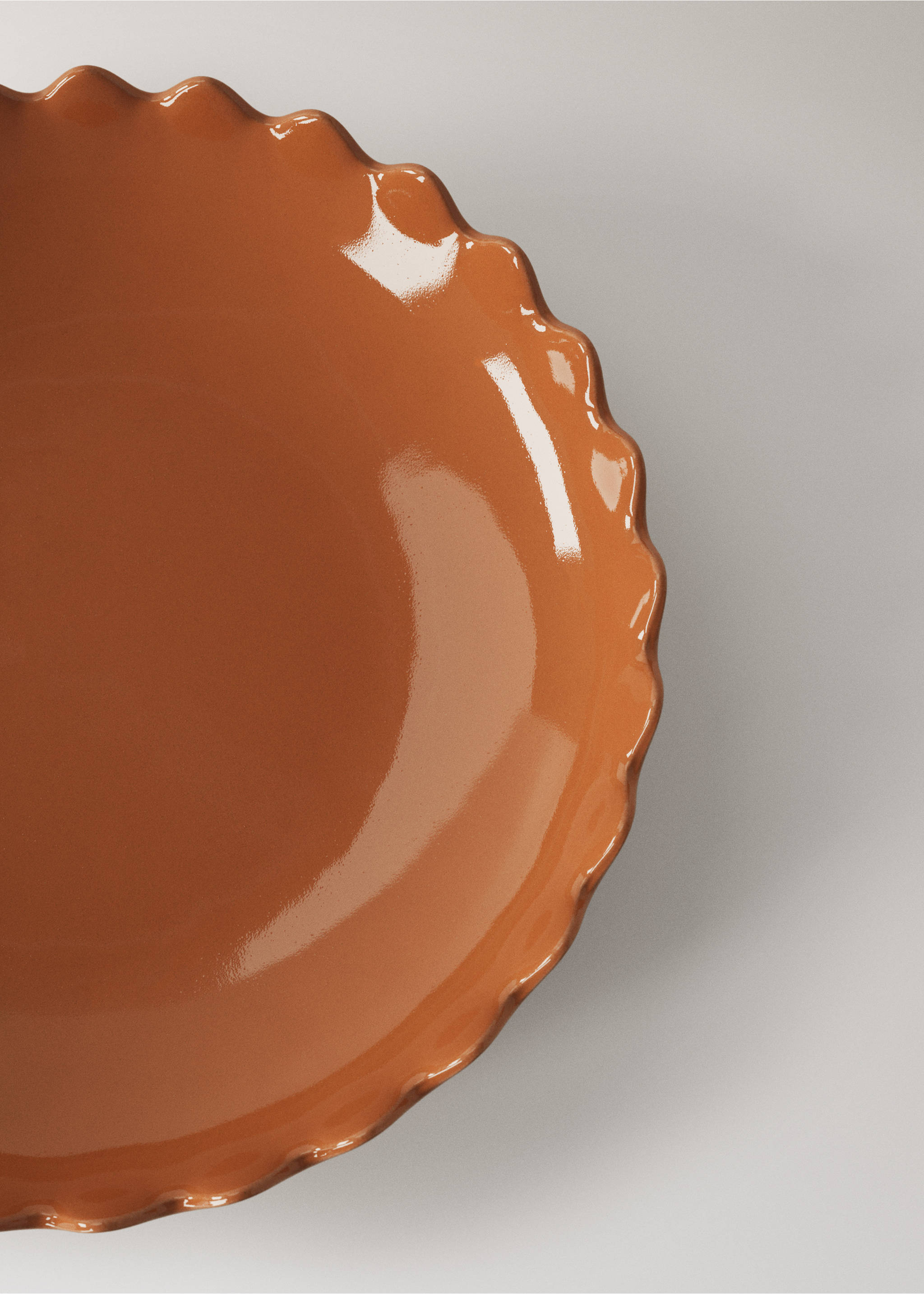 Schüssel aus Steingut mit Wellenmuster, Farbe - Detail des Artikels 1, Bräunliches Orange. Ref: 27041530-00.