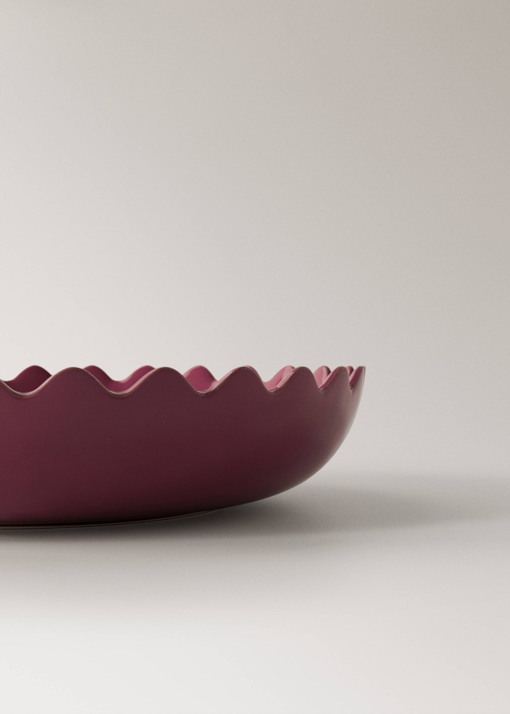 Schüssel aus Steingut mit Wellenmuster, Farbe - Detail des Artikels 2