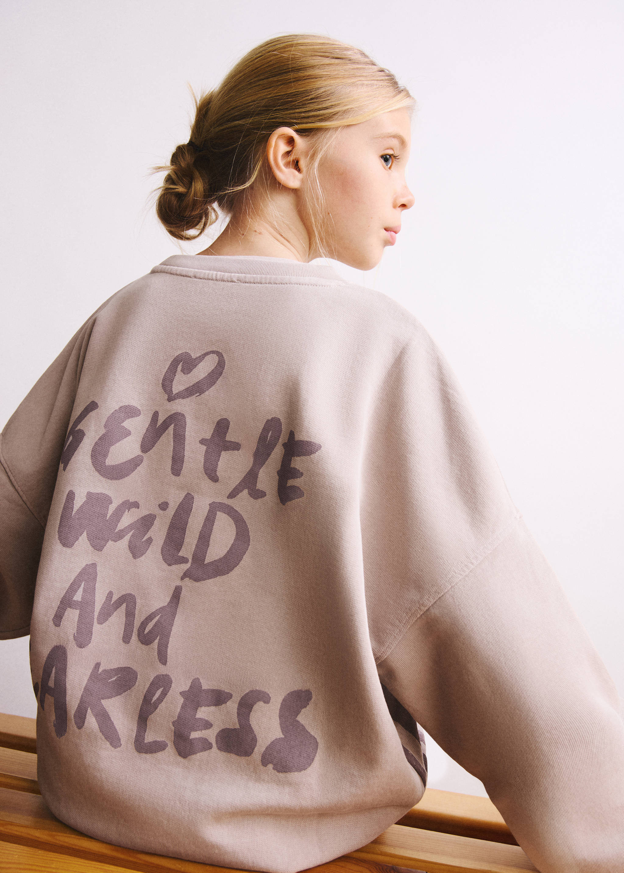Oversized printed sweatshirt - Details of the article 1