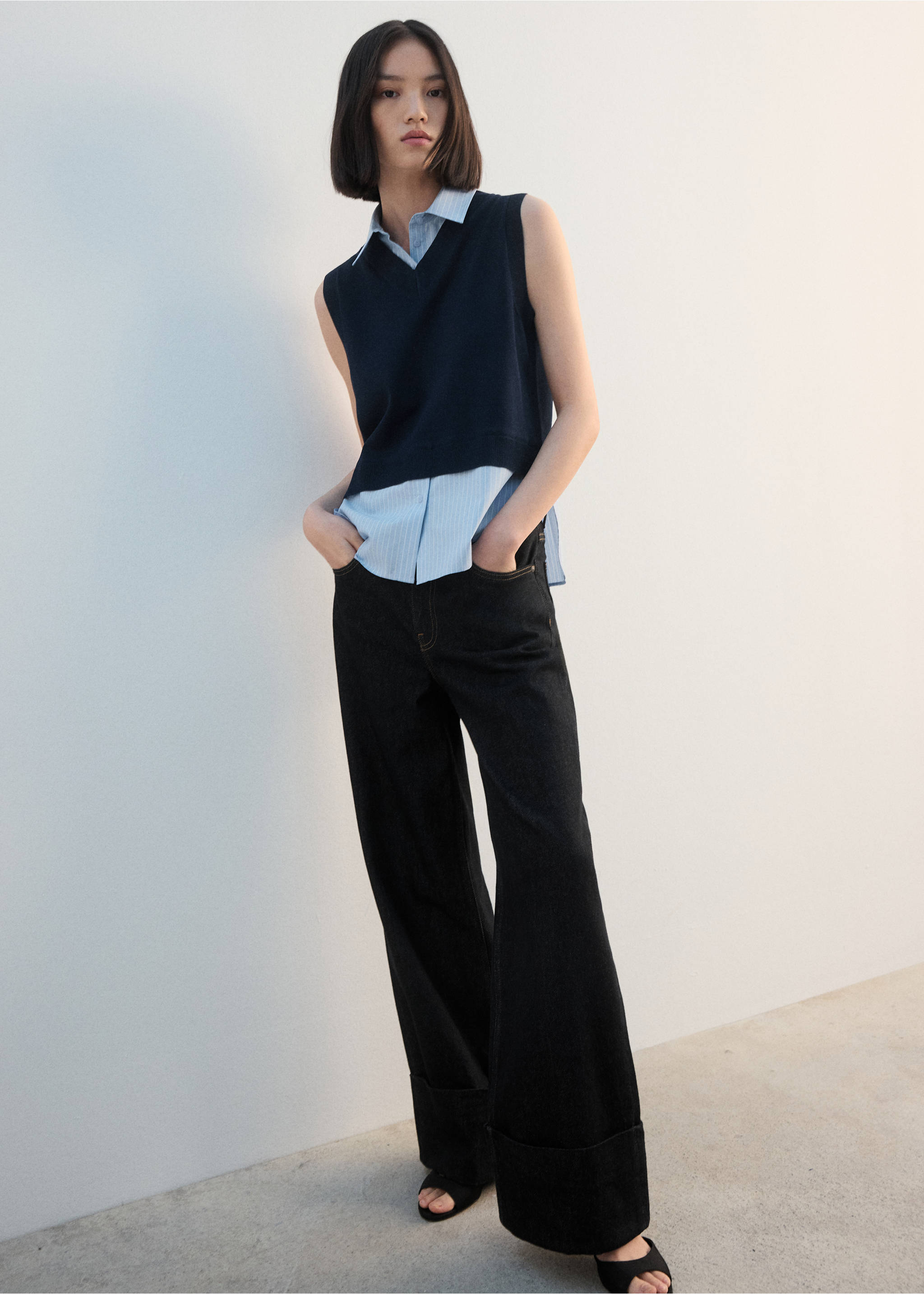 Contrasting knit gilet - General plane, Navy. Ref: 27042541-00.