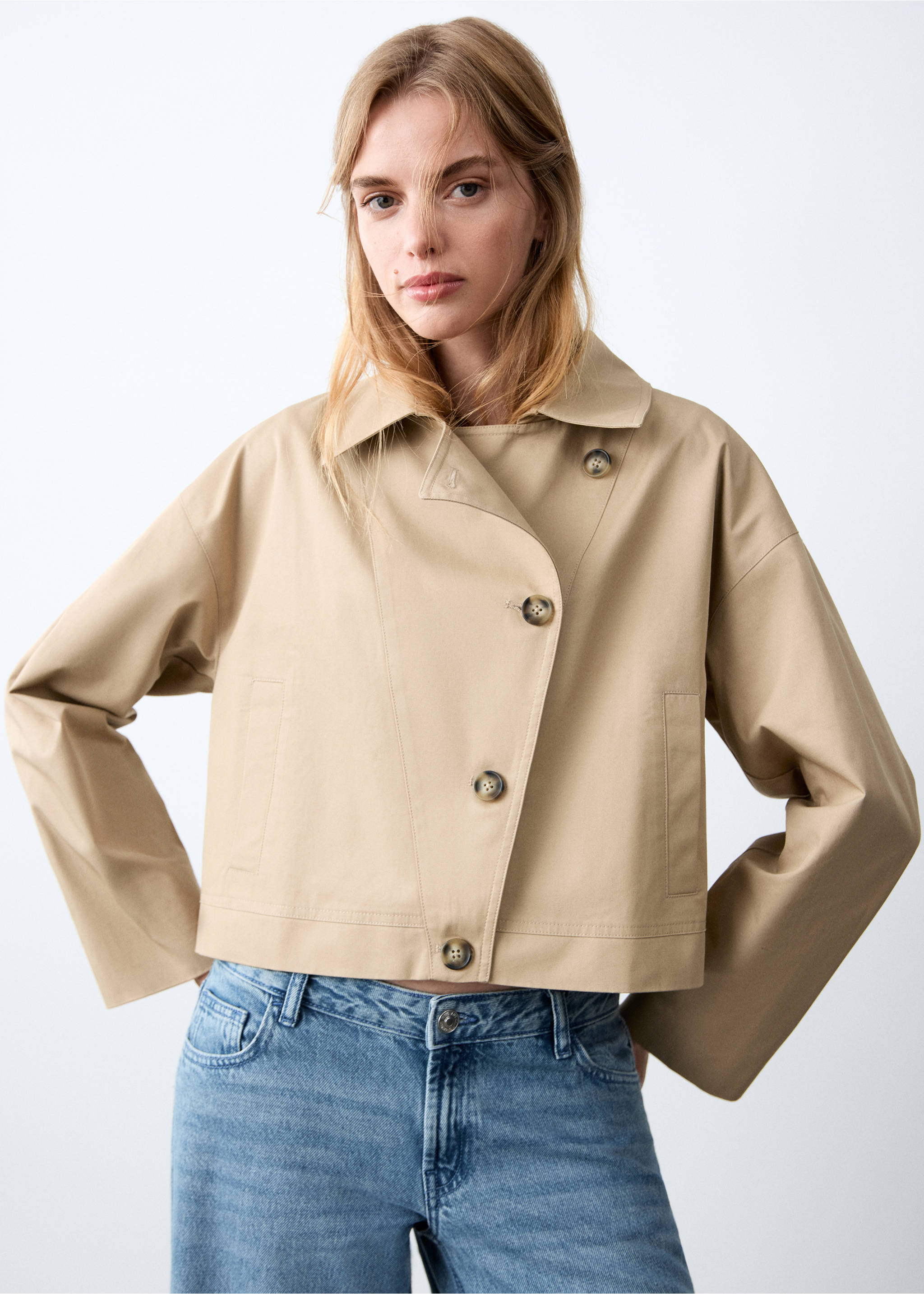 Trench crop croisé - Plan moyen, Beige. Ref: 27042543-00.