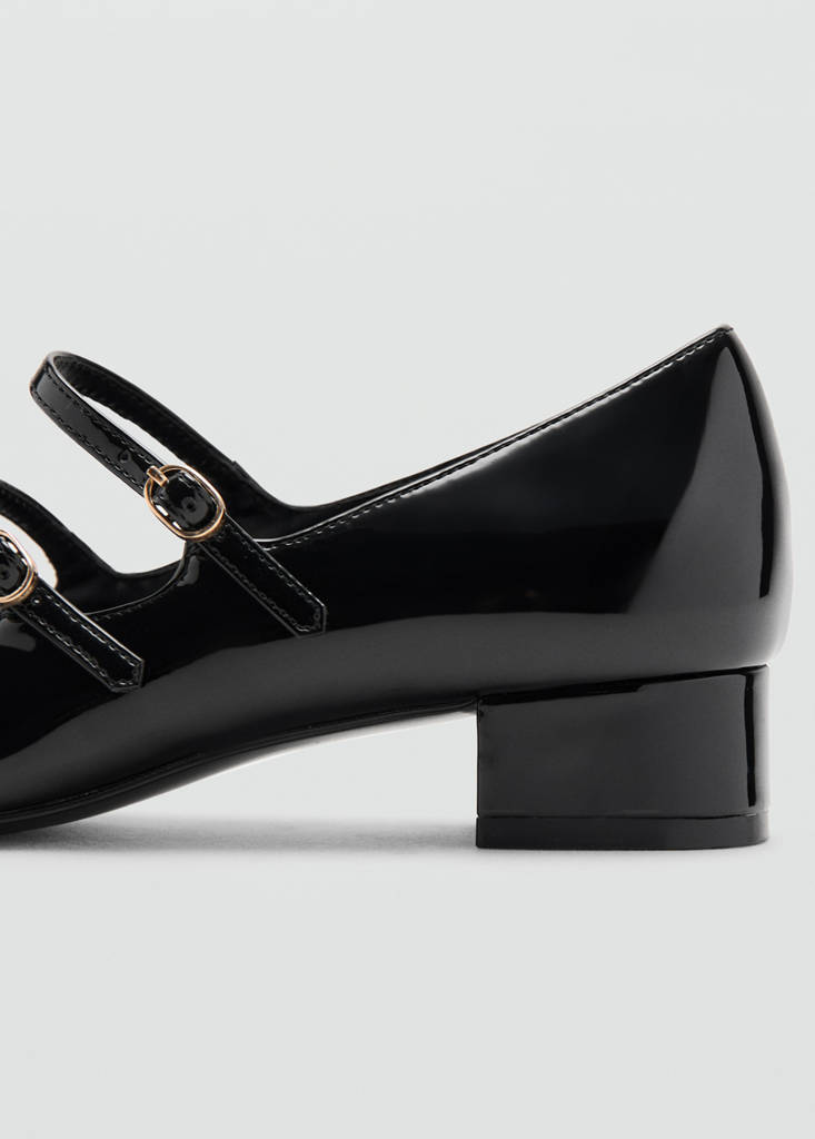 Patent leather shoes with buckle — Black