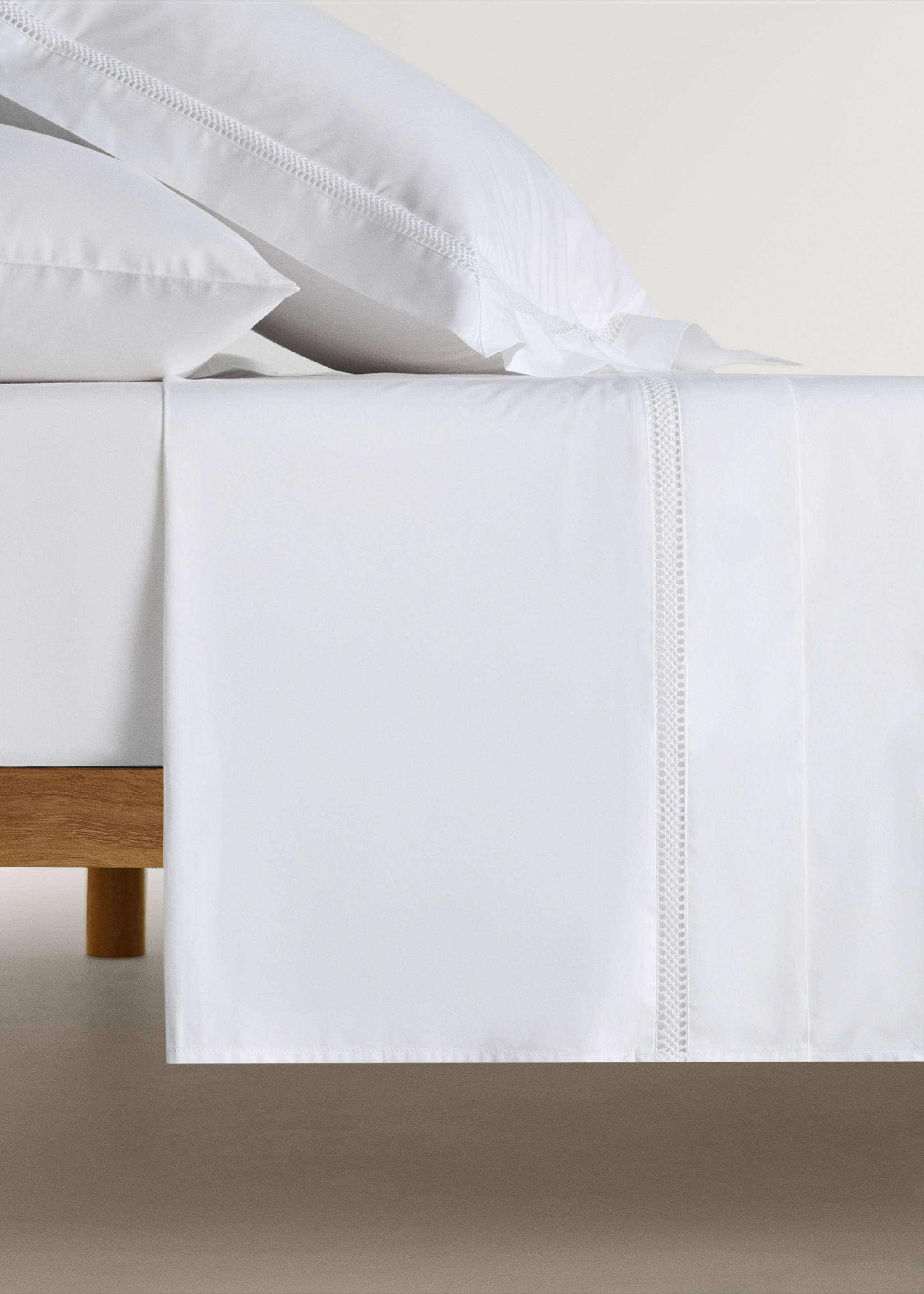 Drap plat percale de coton entre-deux lit 135/140 cm - Article sans modèle, Blanc. Ref: 27042895-00.