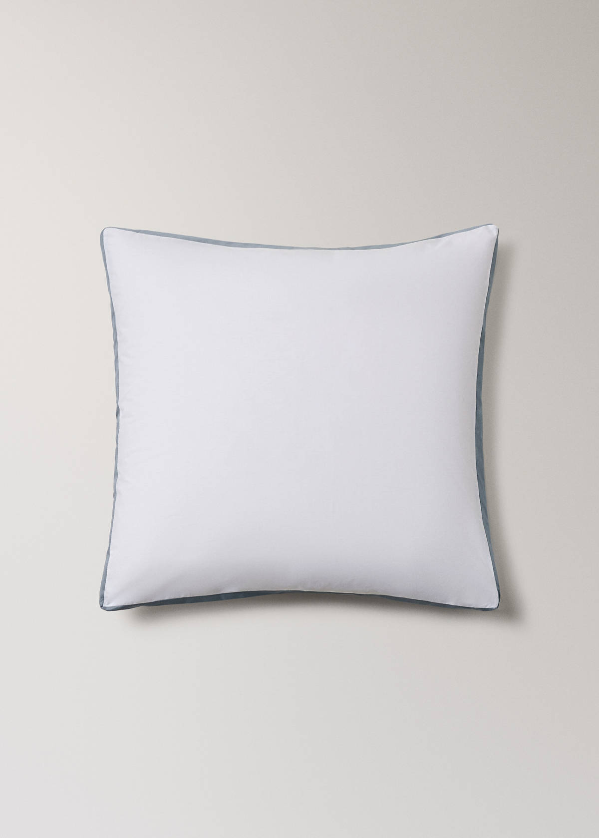 Two 200-thread count cotton percale pillowcases with satin edges 60x60cm — Blue