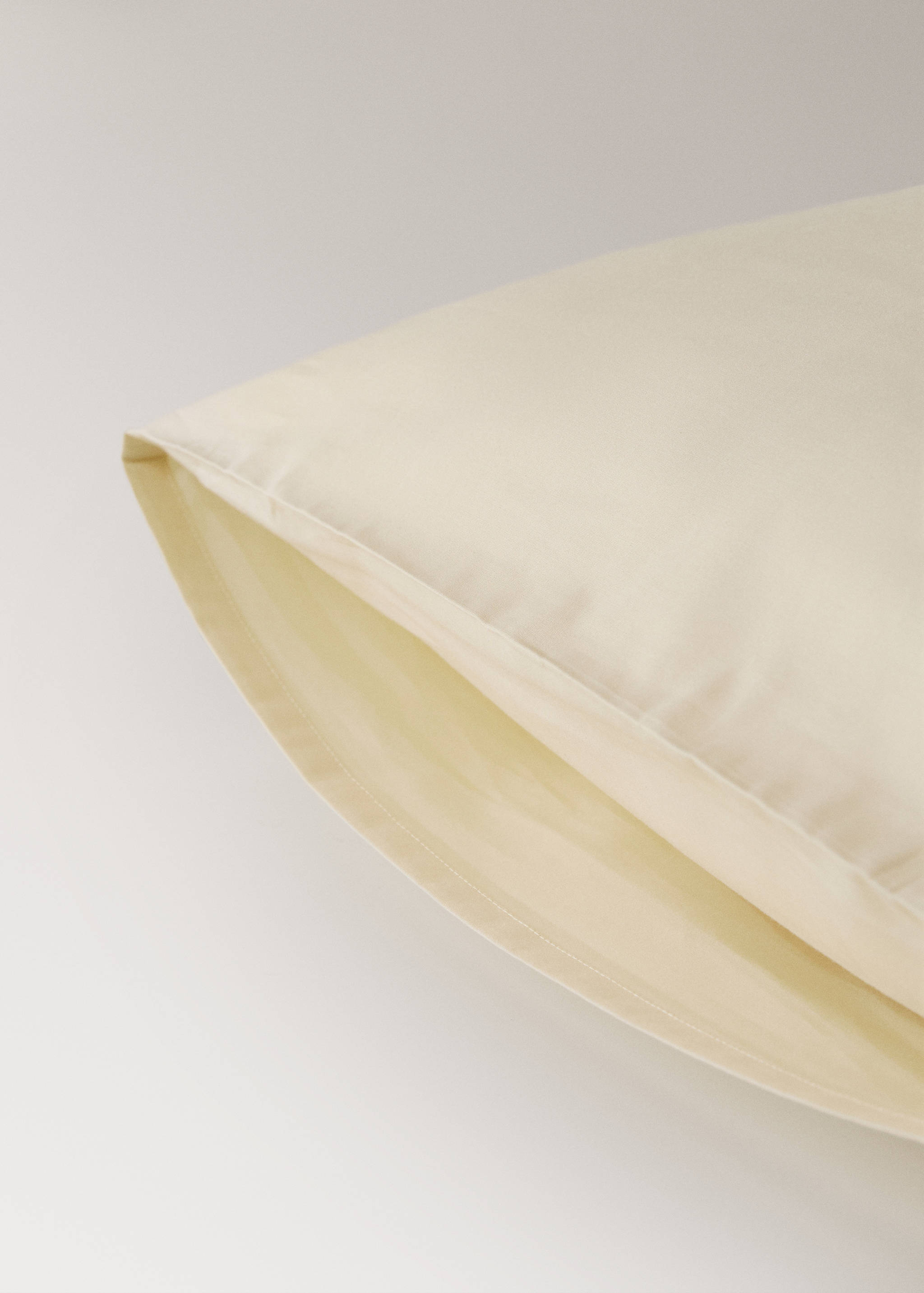 Two 200-thread count percale cotton pillowcases 50x75cm - Details of the article 2