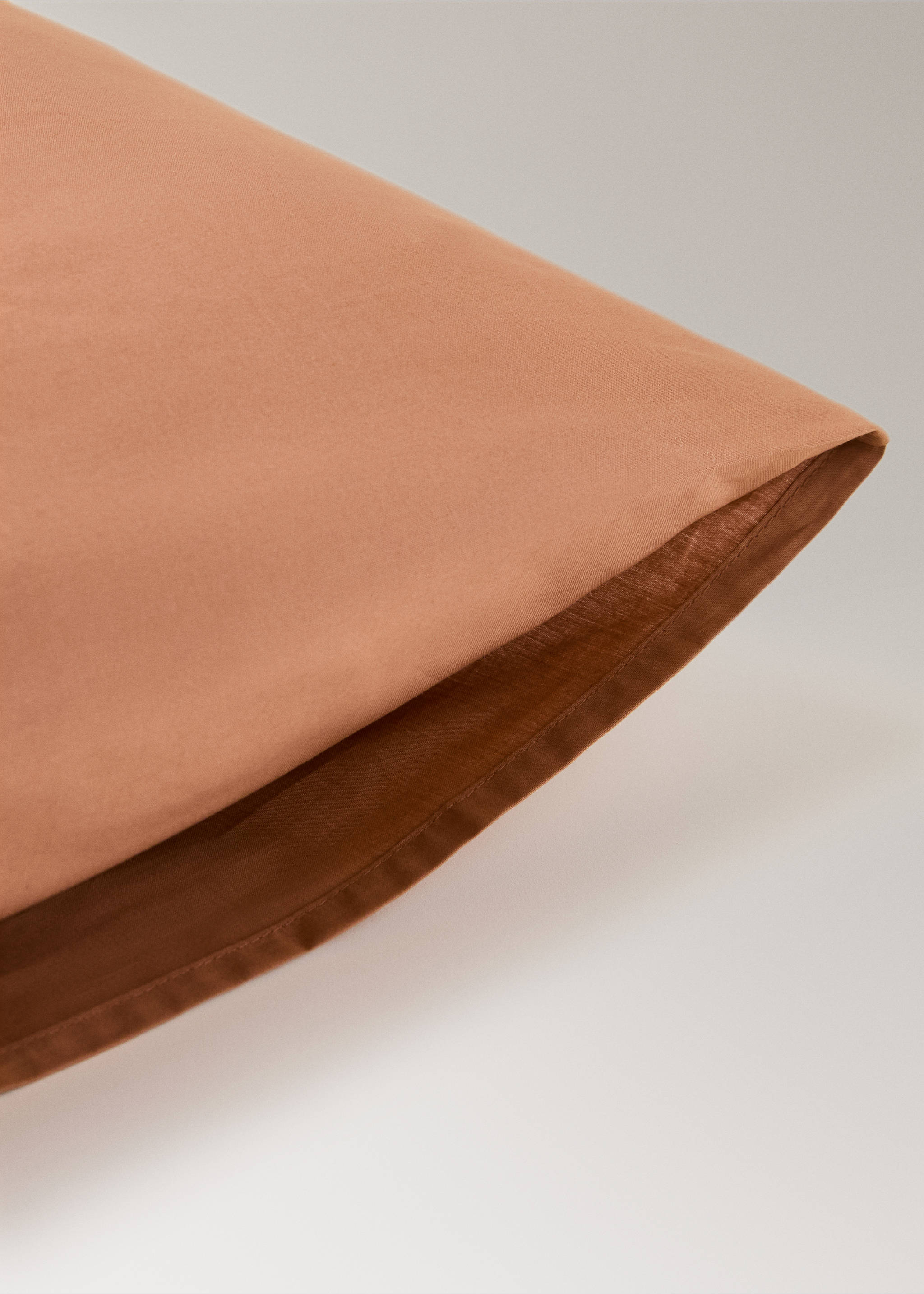 Two 200-thread count percale cotton pillowcases 50x75cm - Details of the article 1, Burnt Orange. Ref: 27042917-00.