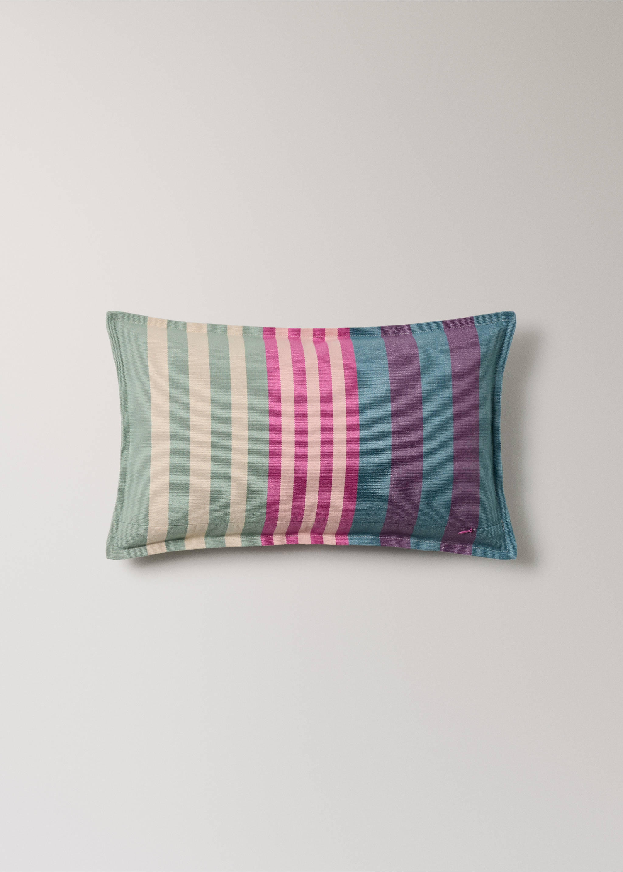 Cotton cushion cover with striped design 30x50 cm - Details of the article 4, Pastel Pink. Ref: 27042924-00.