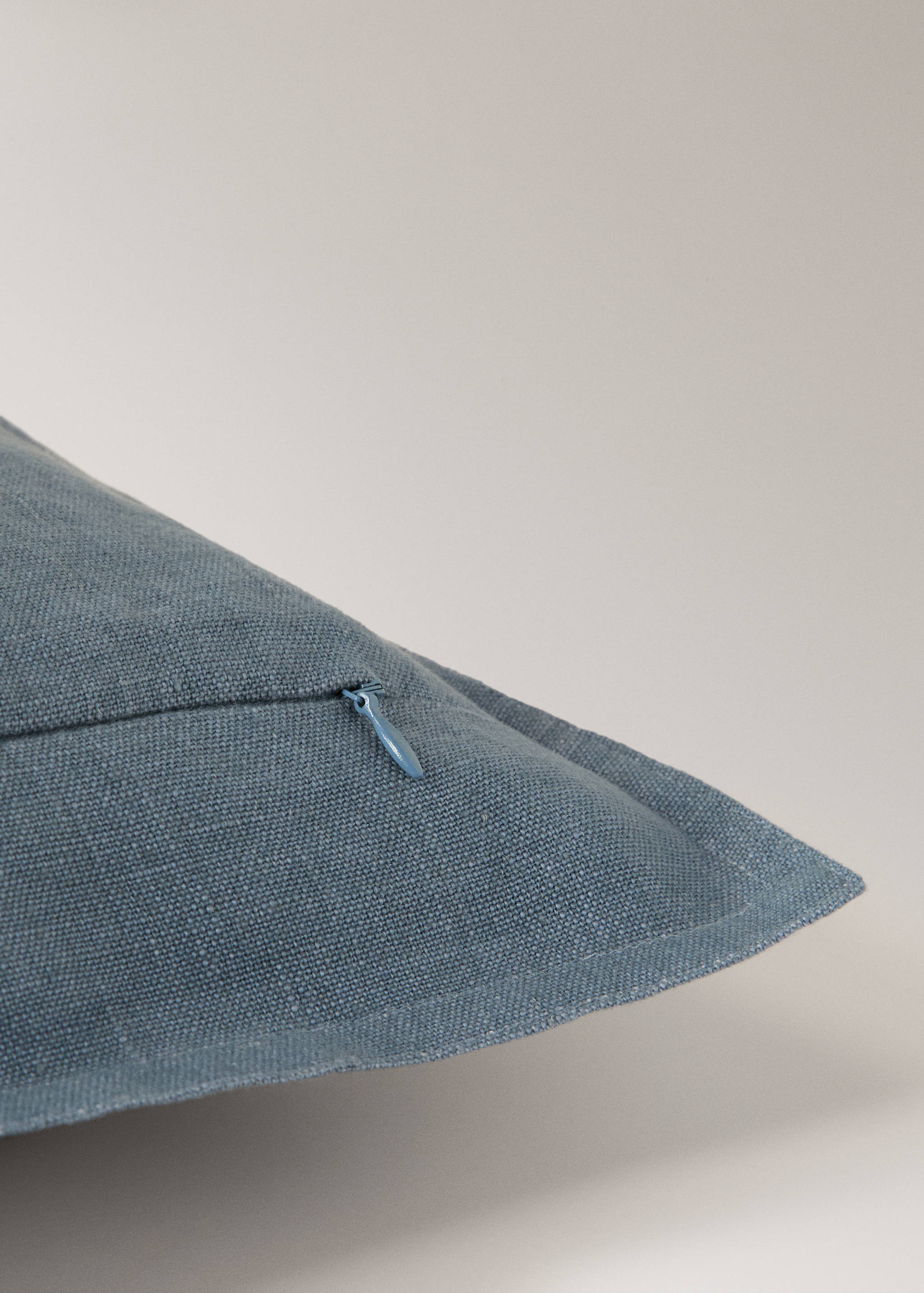 Linen cushion cover with flange 30x50 cm - Details of the article 3
