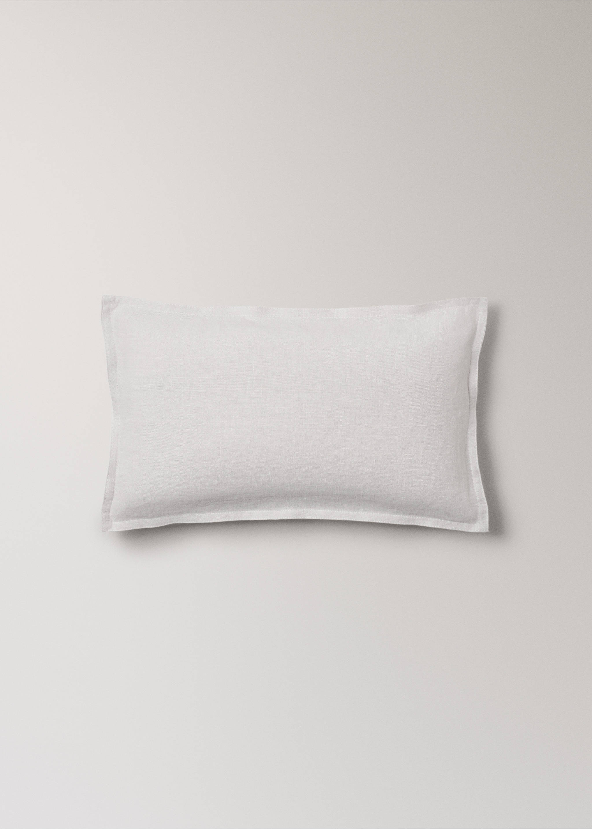 Linen cushion cover with flange 30x50 cm - Article without model, Light Heather Grey. Ref: 27042928-00.