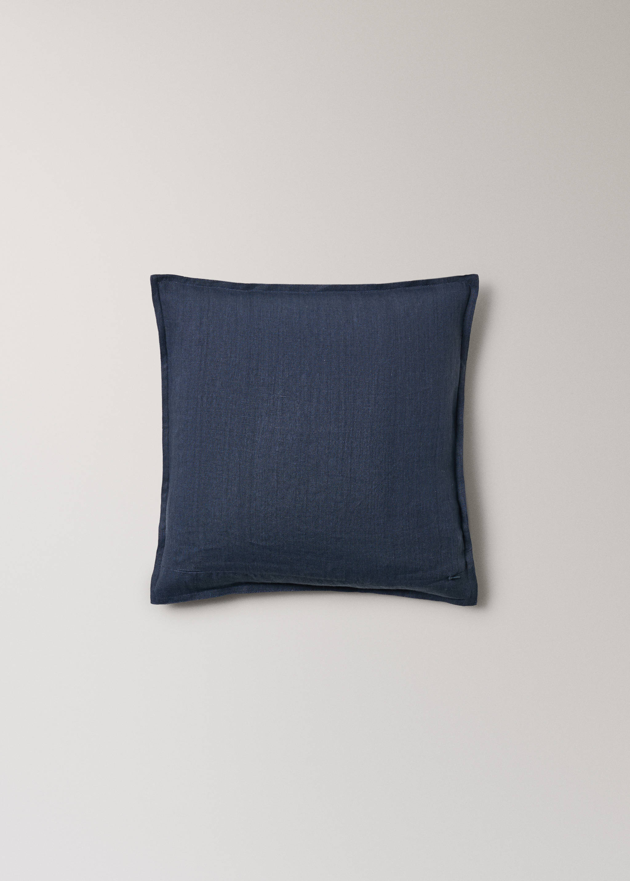 Linen cushion cover with flange 45x45 cm - Details of the article 1
