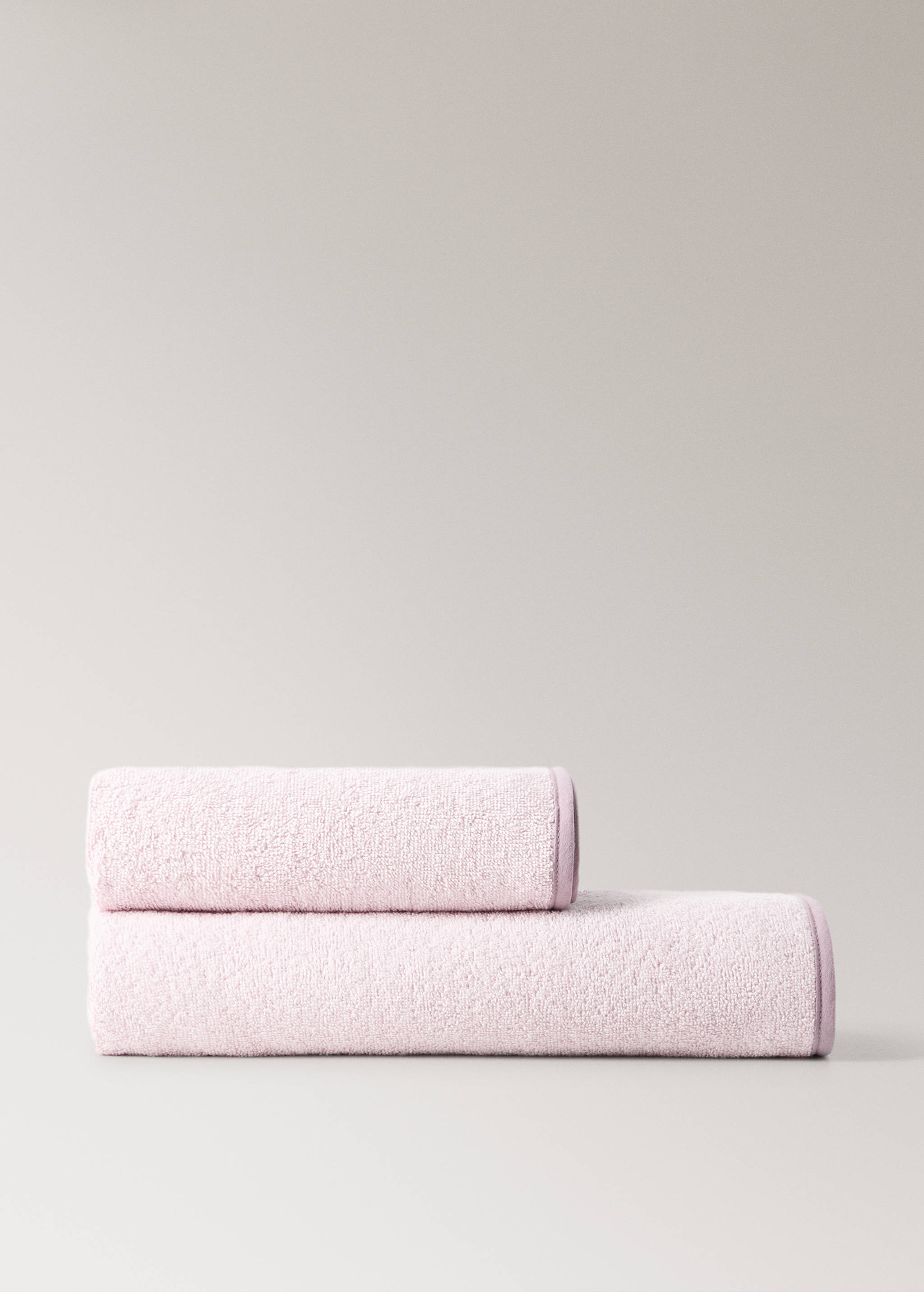 Children's bath towel with contrasting trim - Article without model