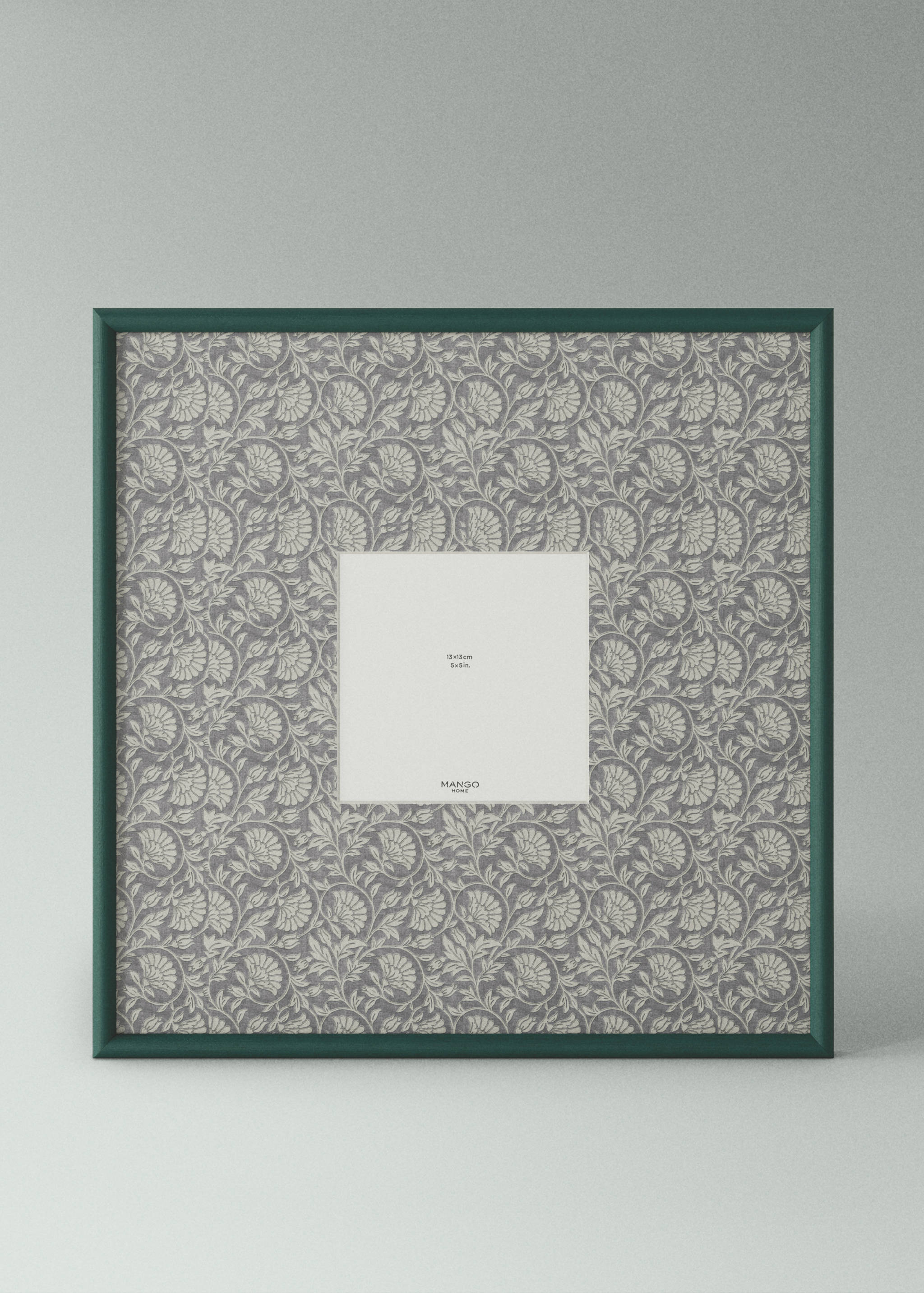Extra großer Bilderrahmen mit kontrastierendem Blumenmuster - Mittlere Ansicht