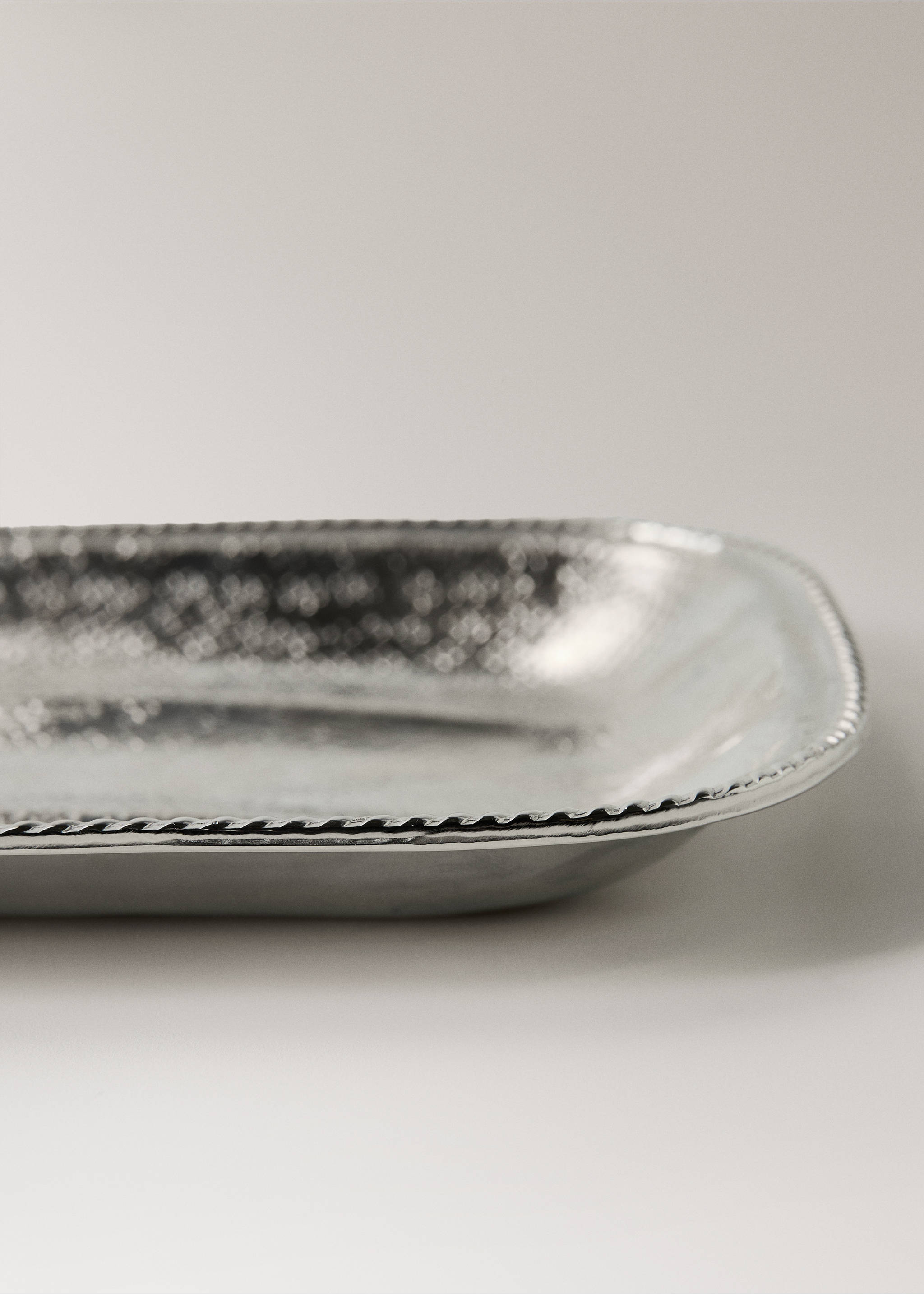Rectangular brass bathroom tray - Details of the article 2, Silver. Ref: 27043272-00.