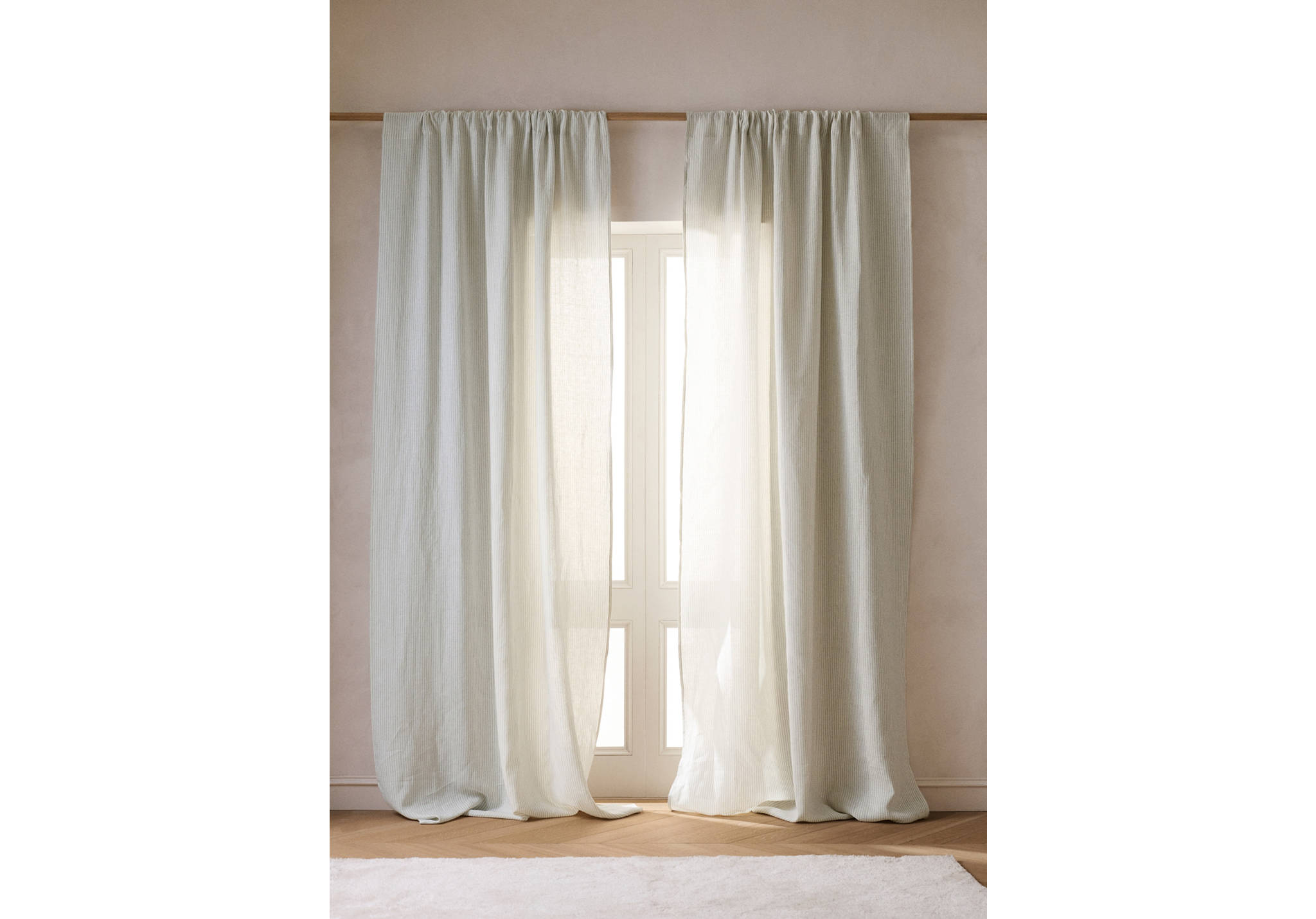 Linen curtain with stripes, medium opacity - General plane