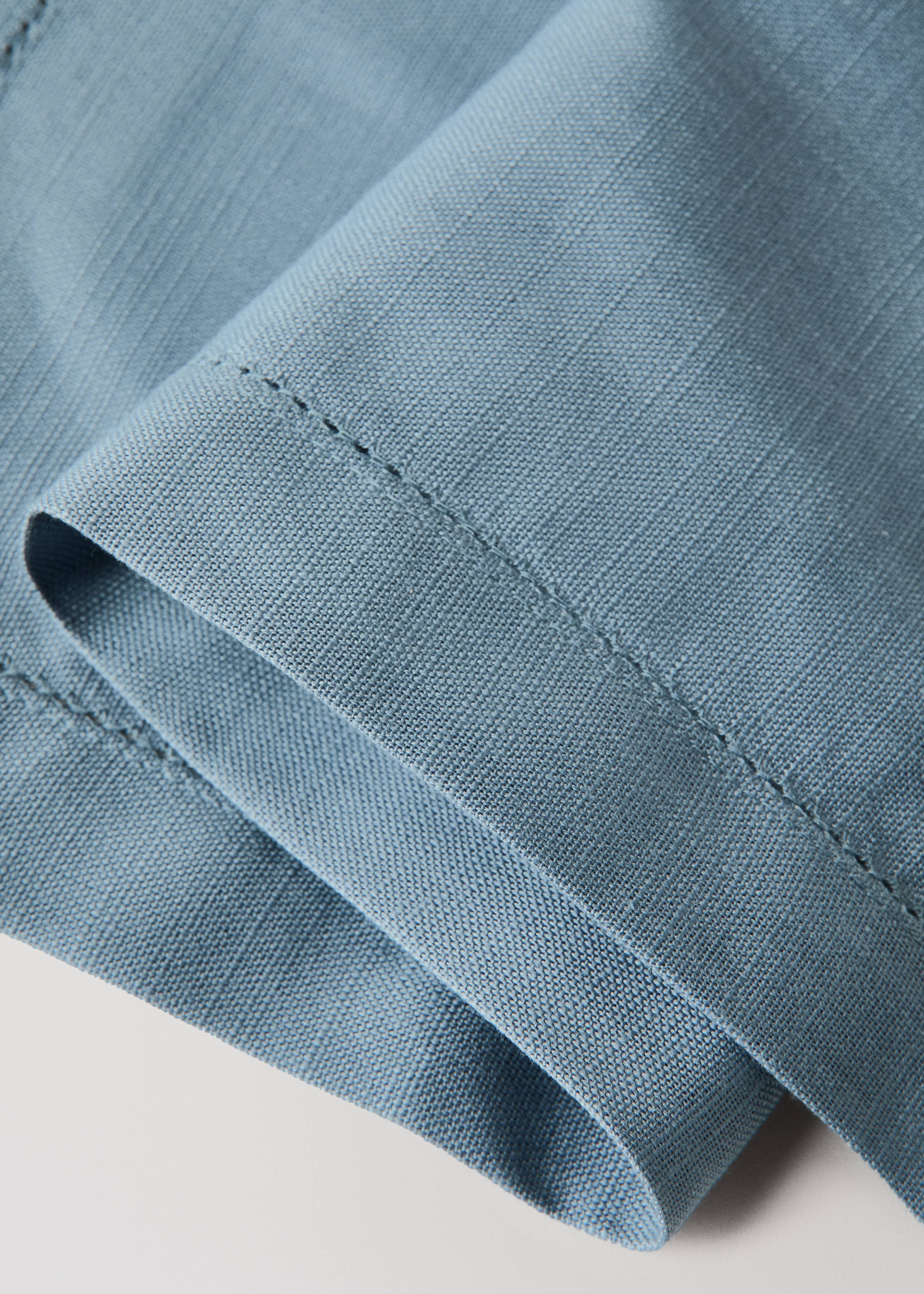 Hemstitch detail table mats - Details of the article 1